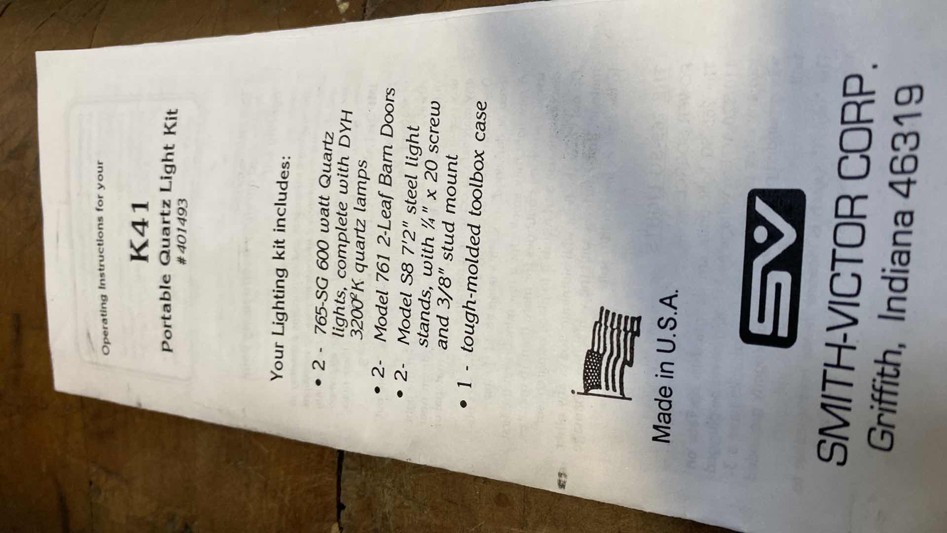 Photo 1 of PORTABLE QUARTZ LIGHT KIT