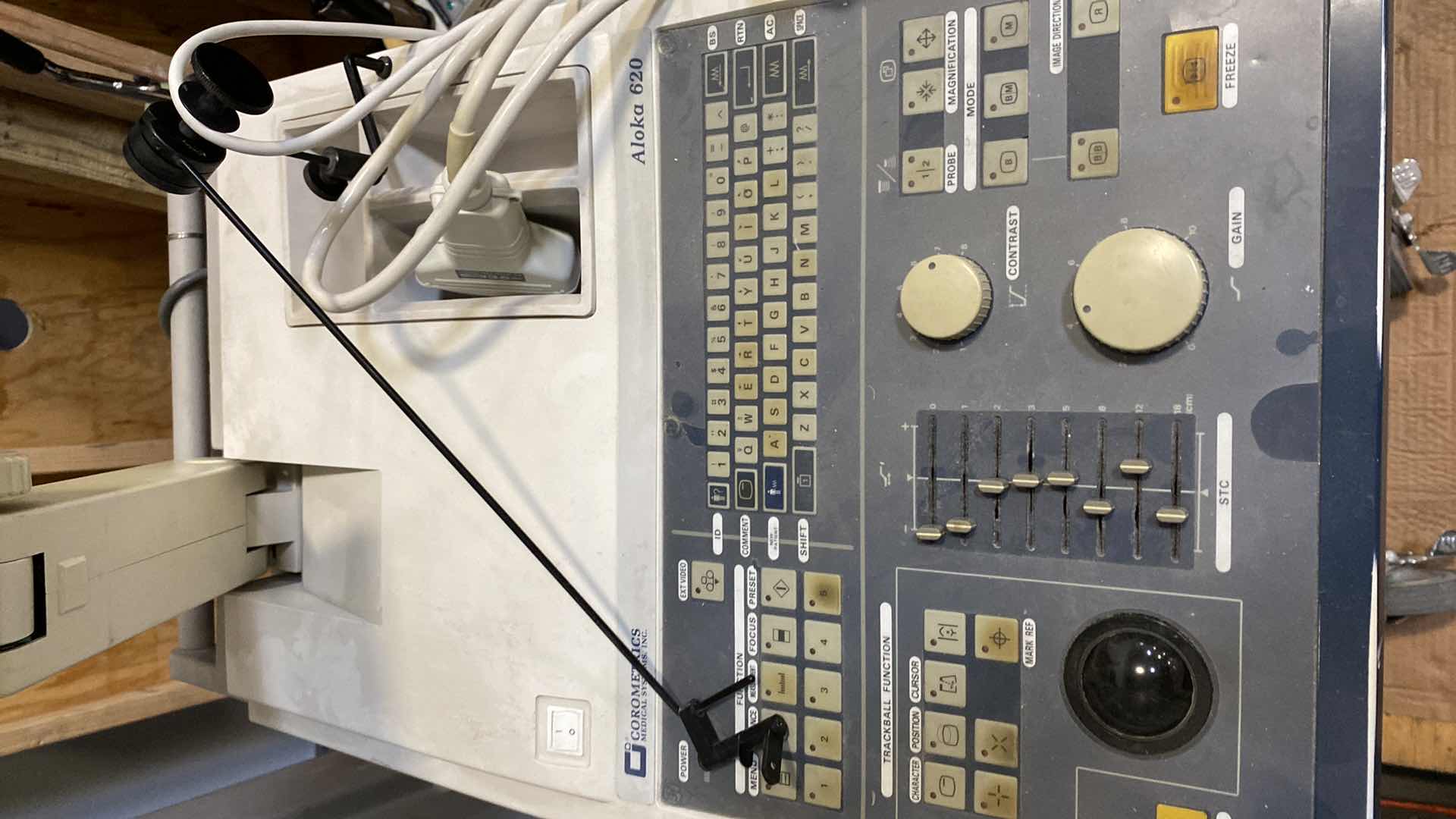 Photo 1 of COROMETRICS ALOKA 620 ULTRASOUND SYSTEM