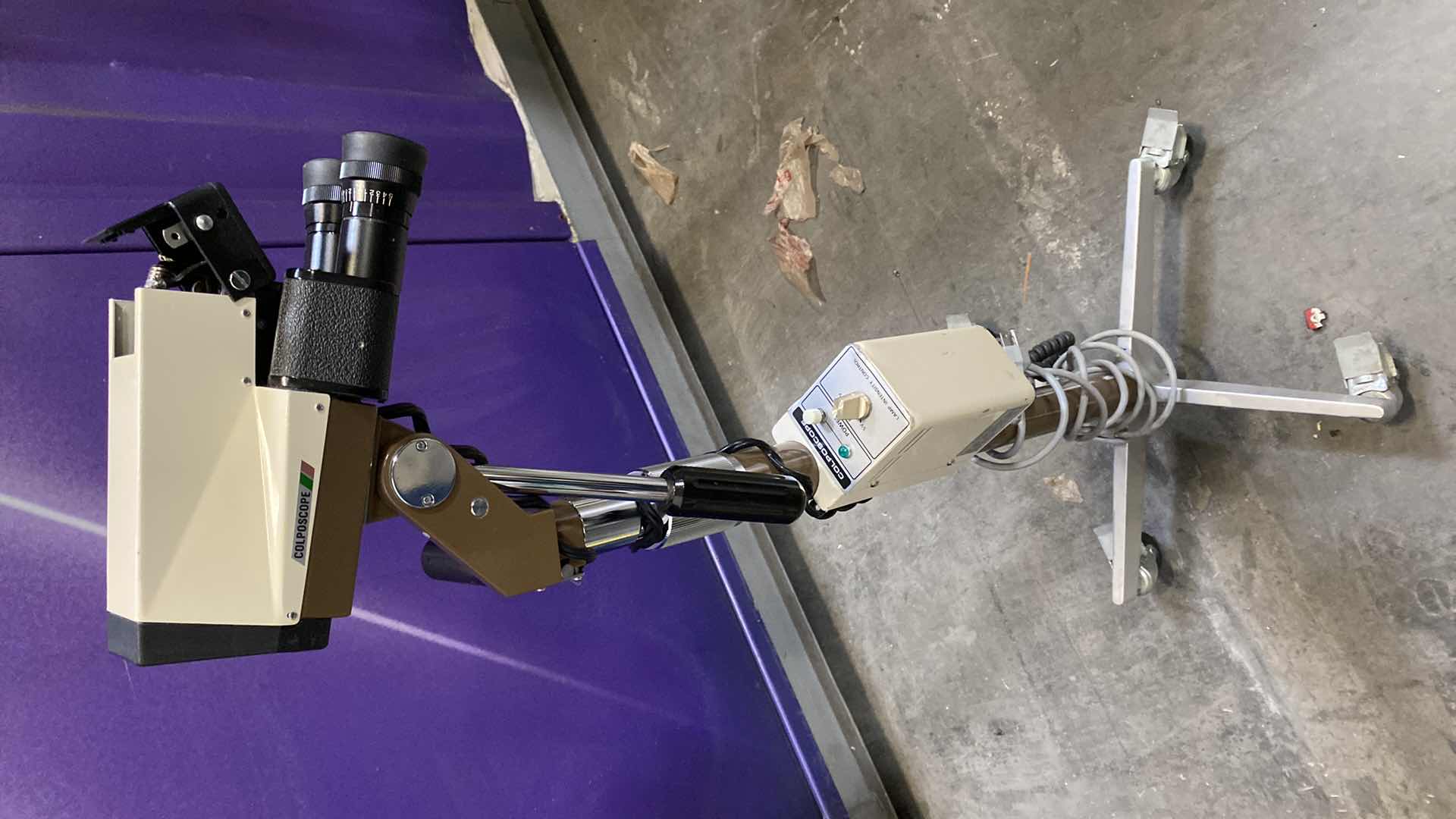 Photo 4 of COLPOSCOPE MEDICAL EQUIPMENT