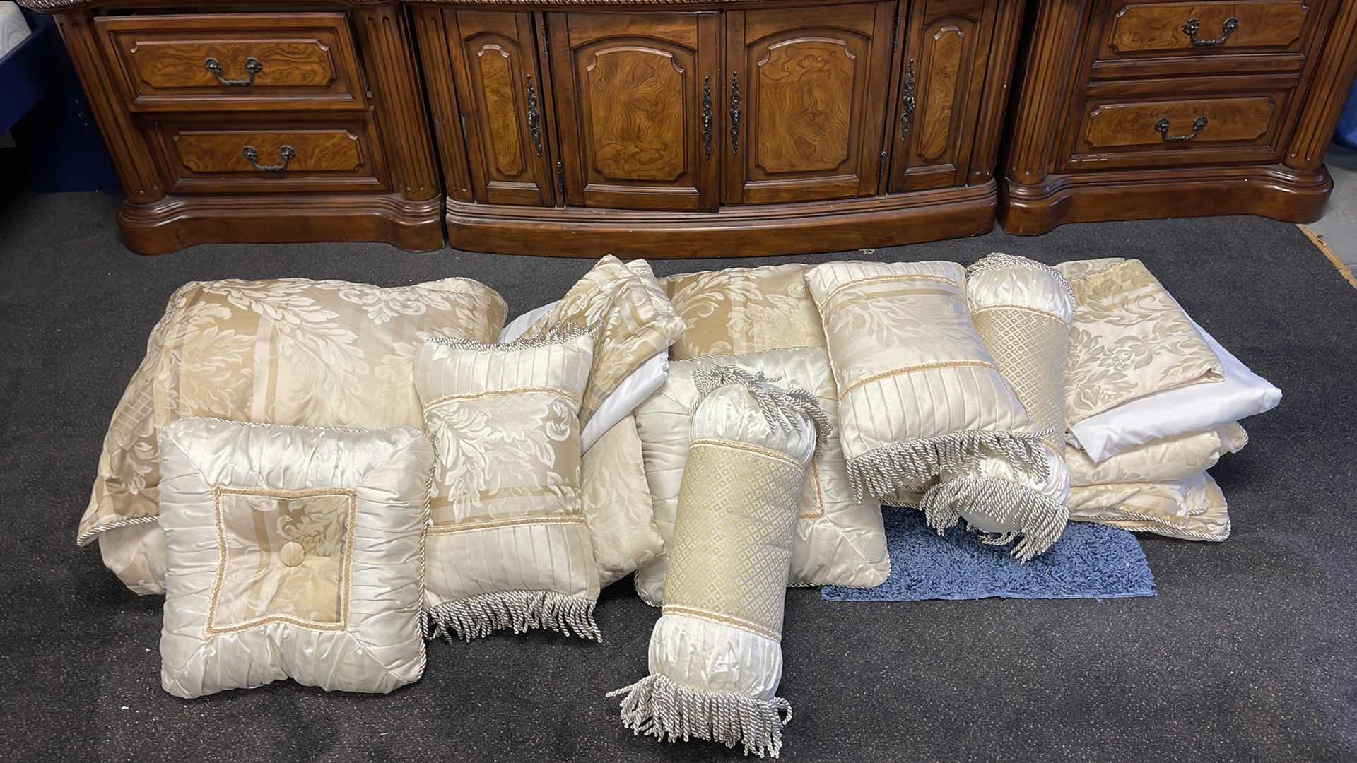 Photo 1 of 2 SET OF TWIN BED COMFORTERS