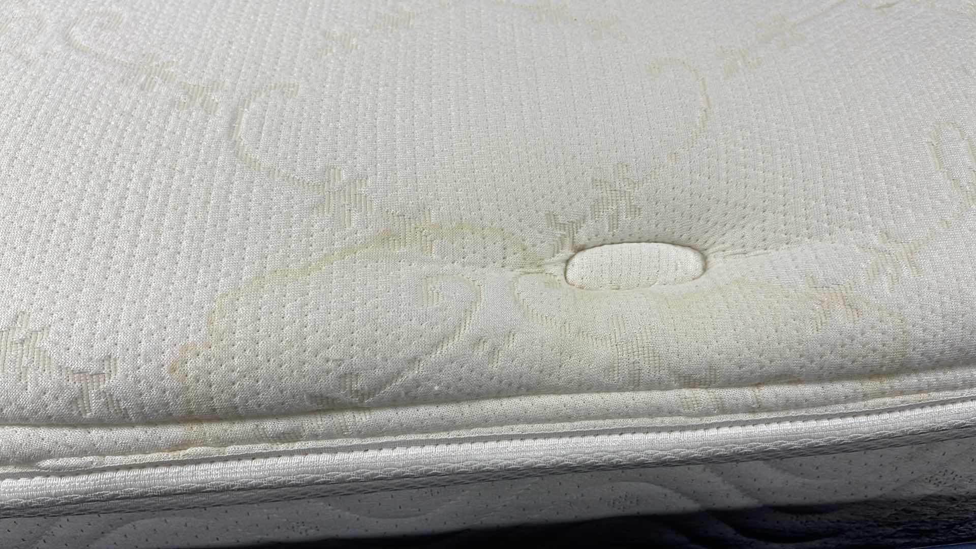 Photo 4 of BEAUTYREST BEACHWOOD PILLOW TOP FULL SIZE MATTRESS W BOX SPRING