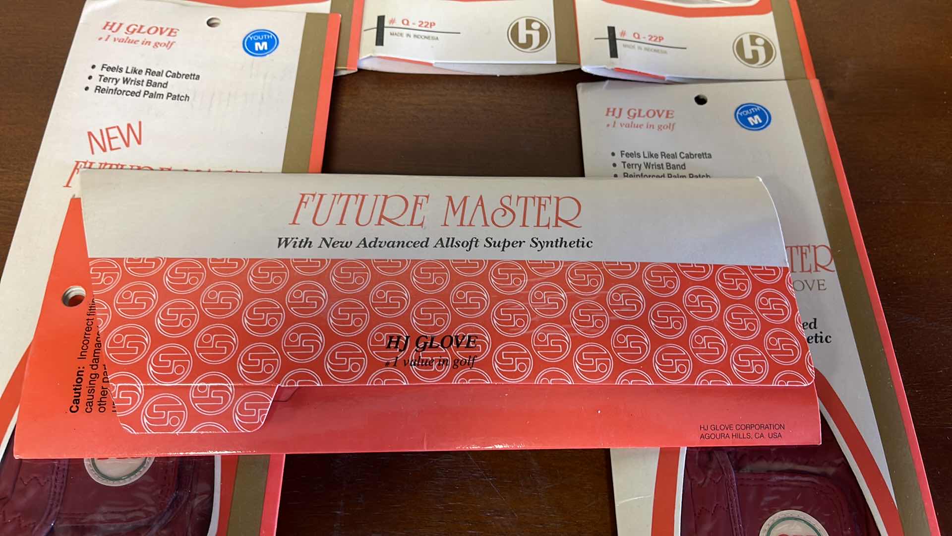 Photo 1 of 6 HJ GLOVE’S FUTURE MASTER JUNIOR’S LEFT HANDED GLOVES