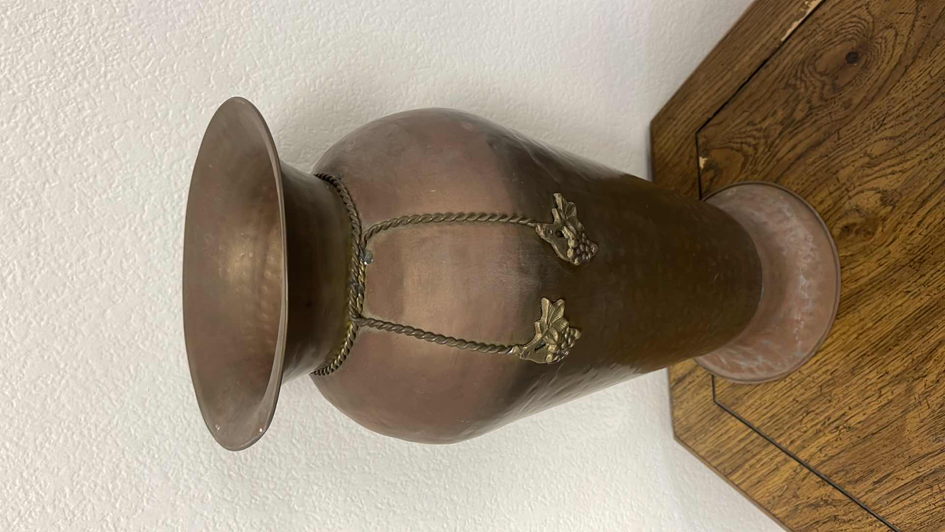 Photo 1 of 20” MEDAL VASE DECOR