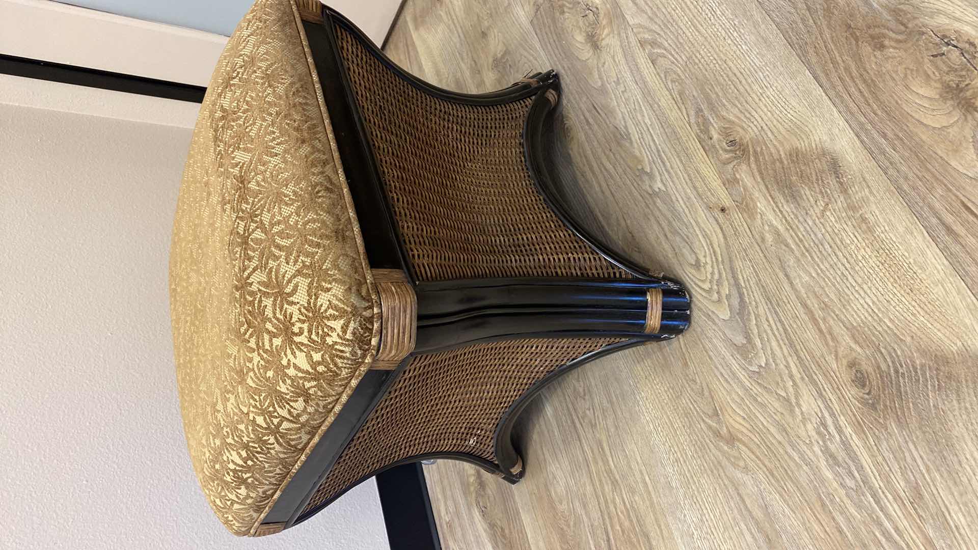 Photo 1 of TOMMY BAHAMA OTTOMAN GOLD PALM UPHOLSTERY AND RATTAN 21” X H19”