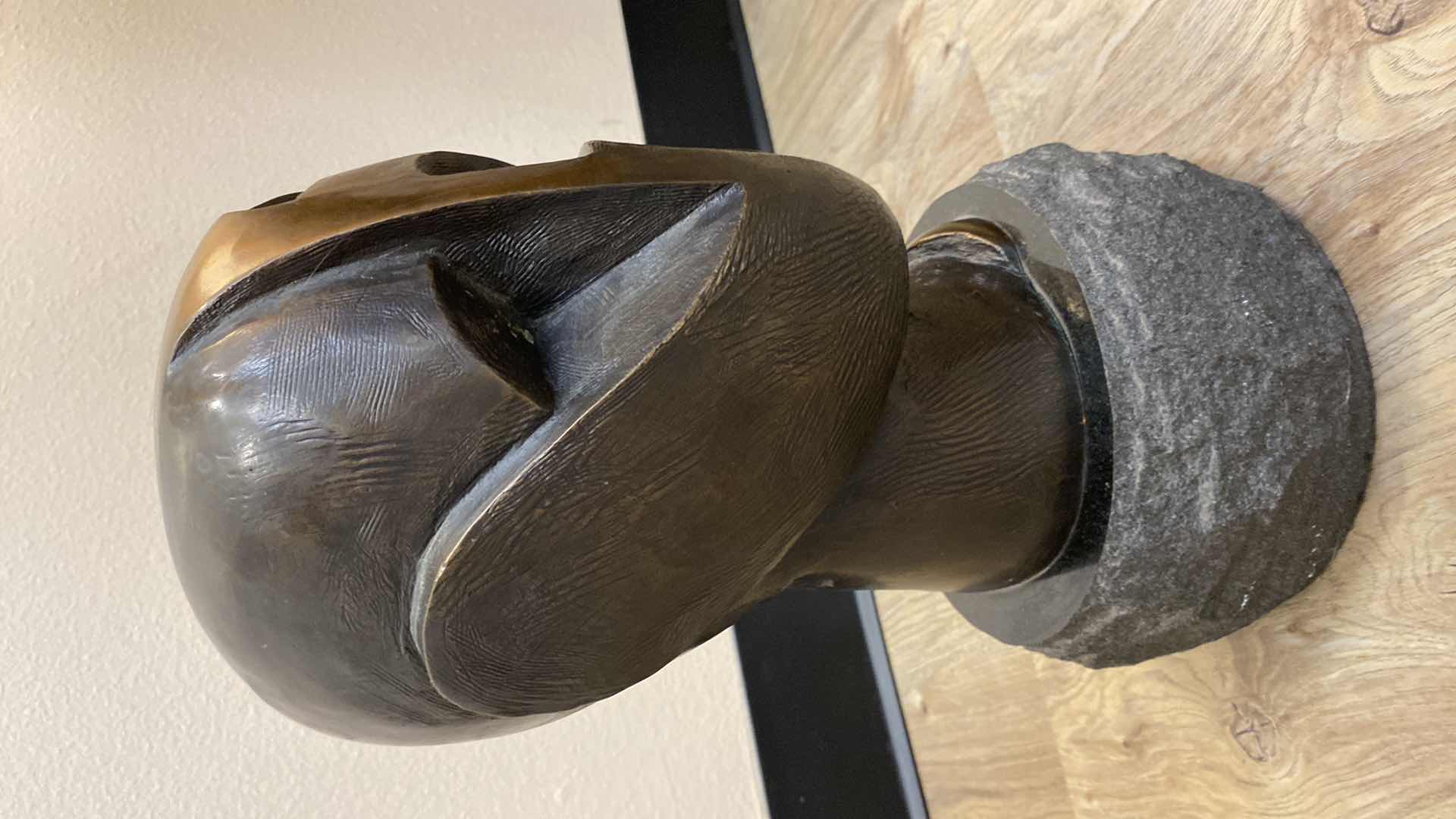 Photo 1 of CAST BRONZE COLOR ABSTRACT FACE SCULPTURE H14.5”