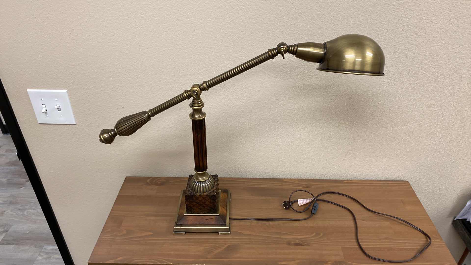 Photo 1 of BROWN AND BRASS METAL DESK LAMP H22”