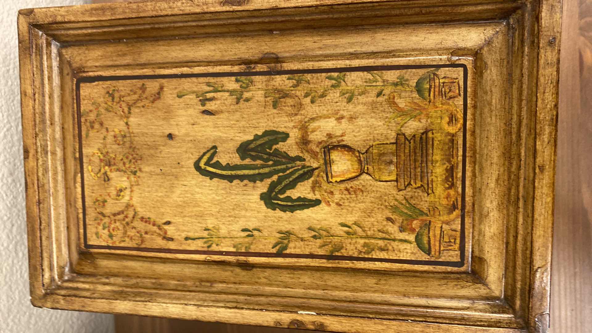 Photo 1 of PAIR OF TROPICAL STYLE BOXES LARGEST 8” X 12” H6.5”