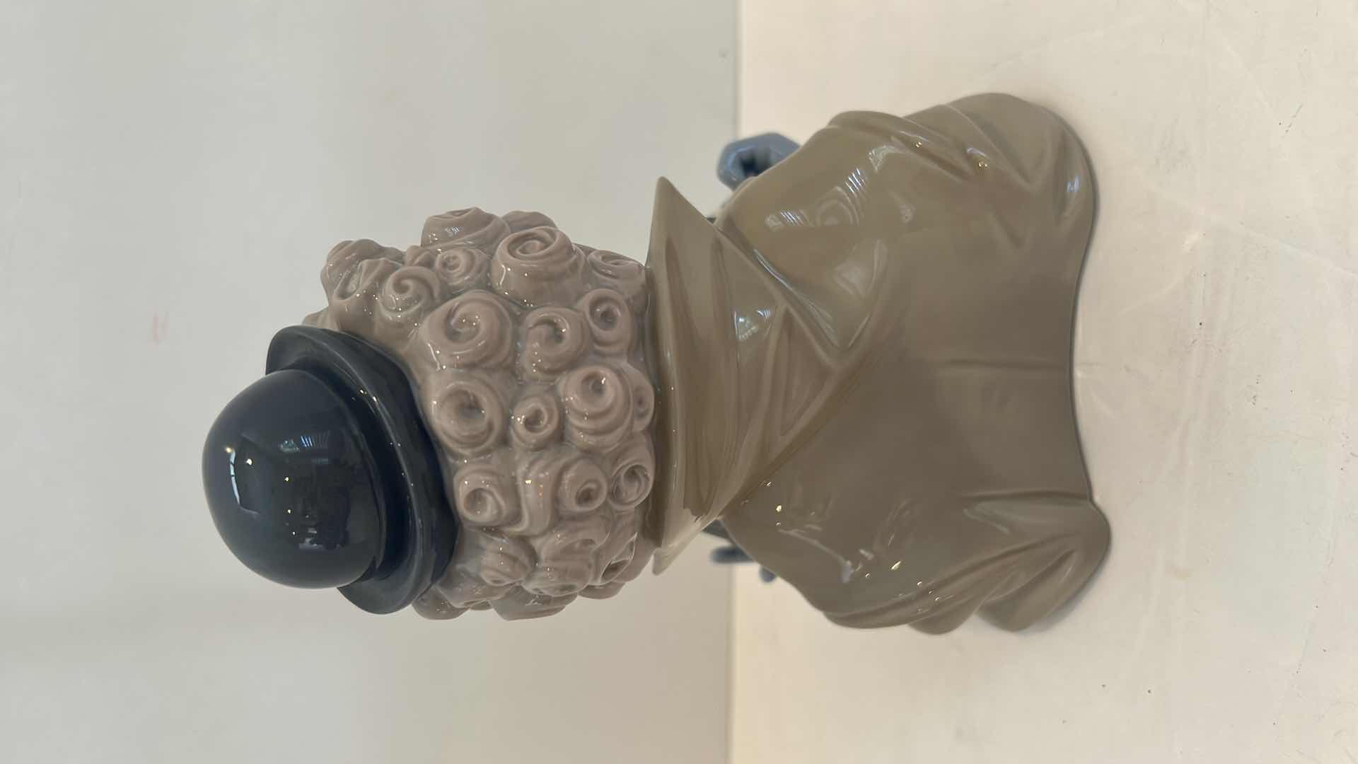 Photo 1 of LLADRO H11” PORCELAIN FIGURINE - CLOWN  “THE MAGIC OF LAUGHTER”