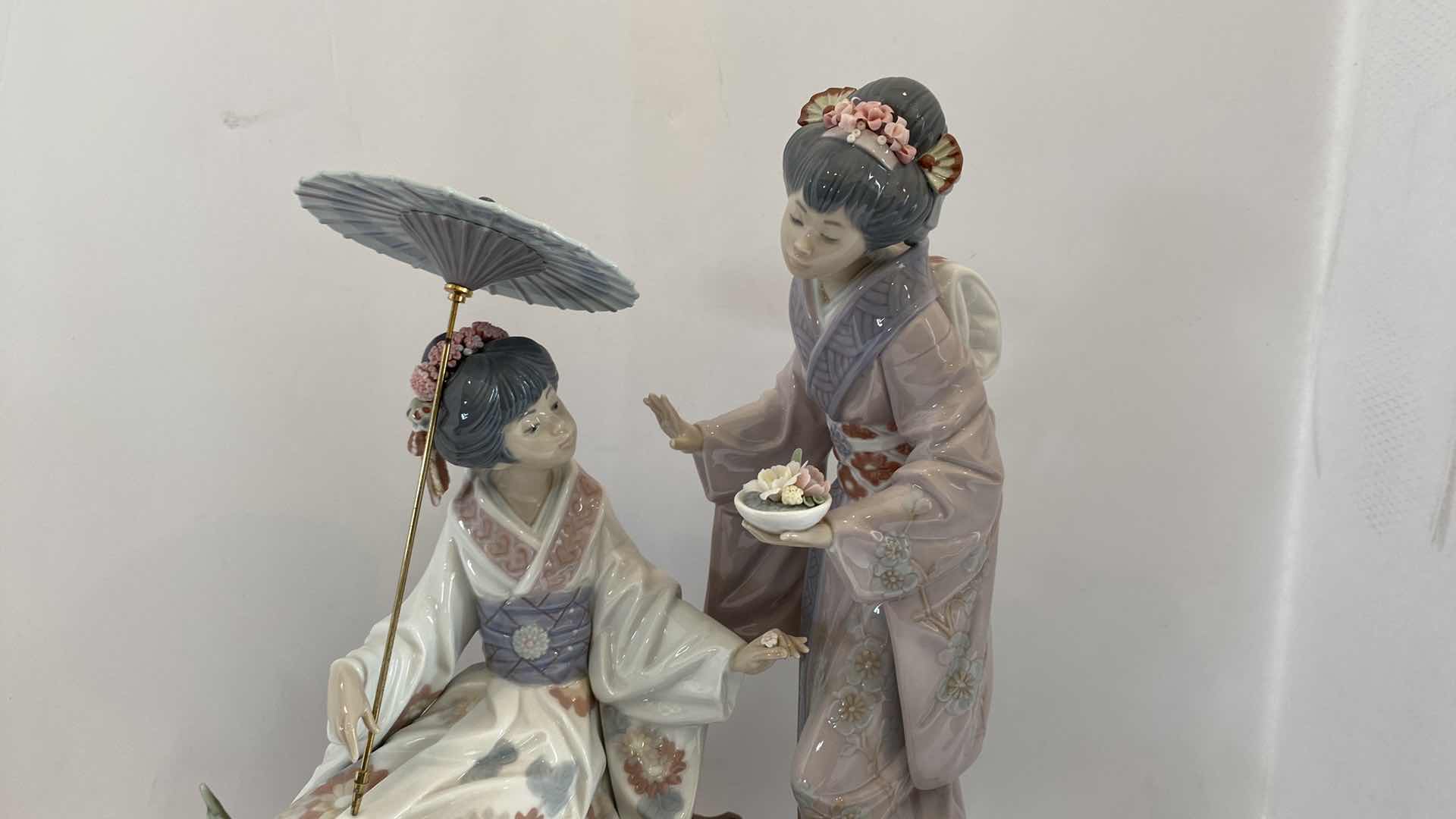 Photo 1 of SIGNED RARE VINTAGE LLADRO "SPRINGTIME IN JAPAN" SIGNED 1445 FIGURINE 14” X 12”