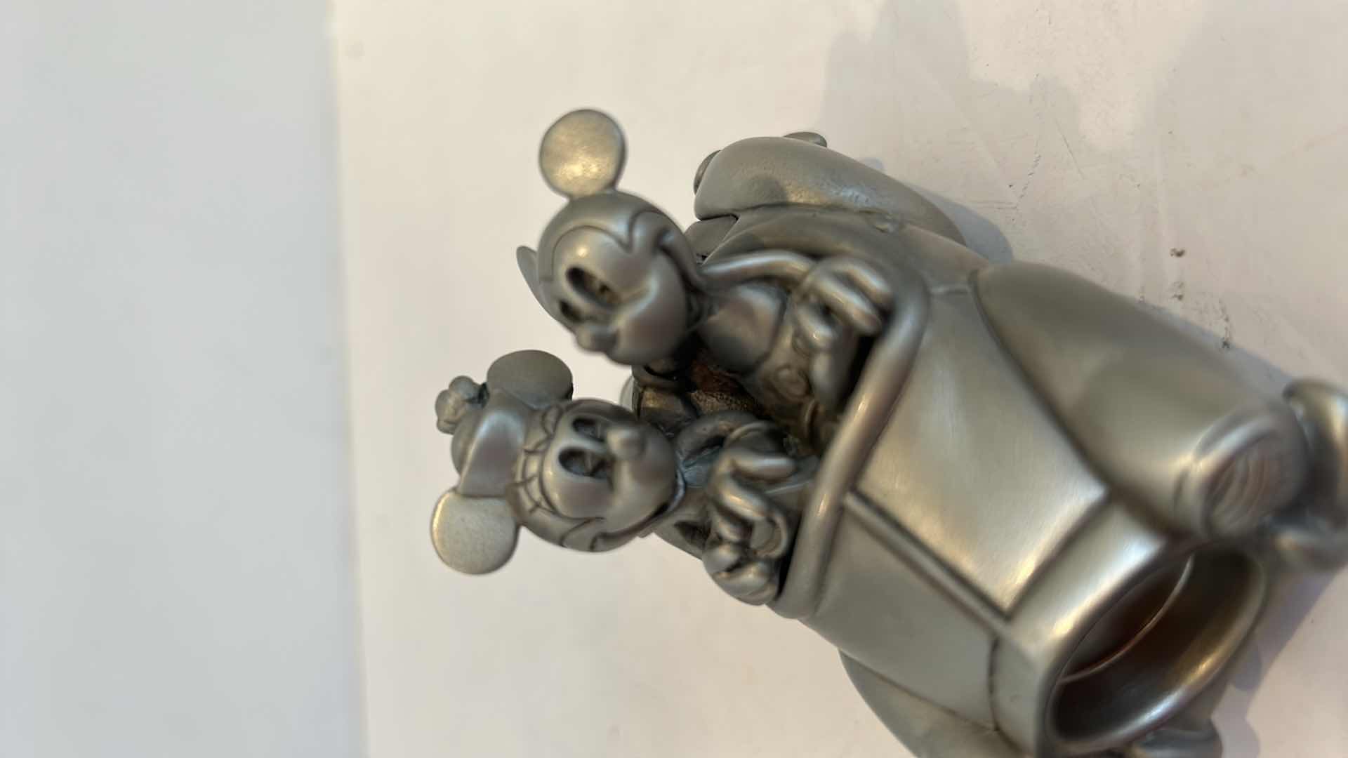 Photo 1 of DISNEY RAMBLING MICKEY AND MINNY MOUSE LINDEN PEWTER CAR CLOCK 