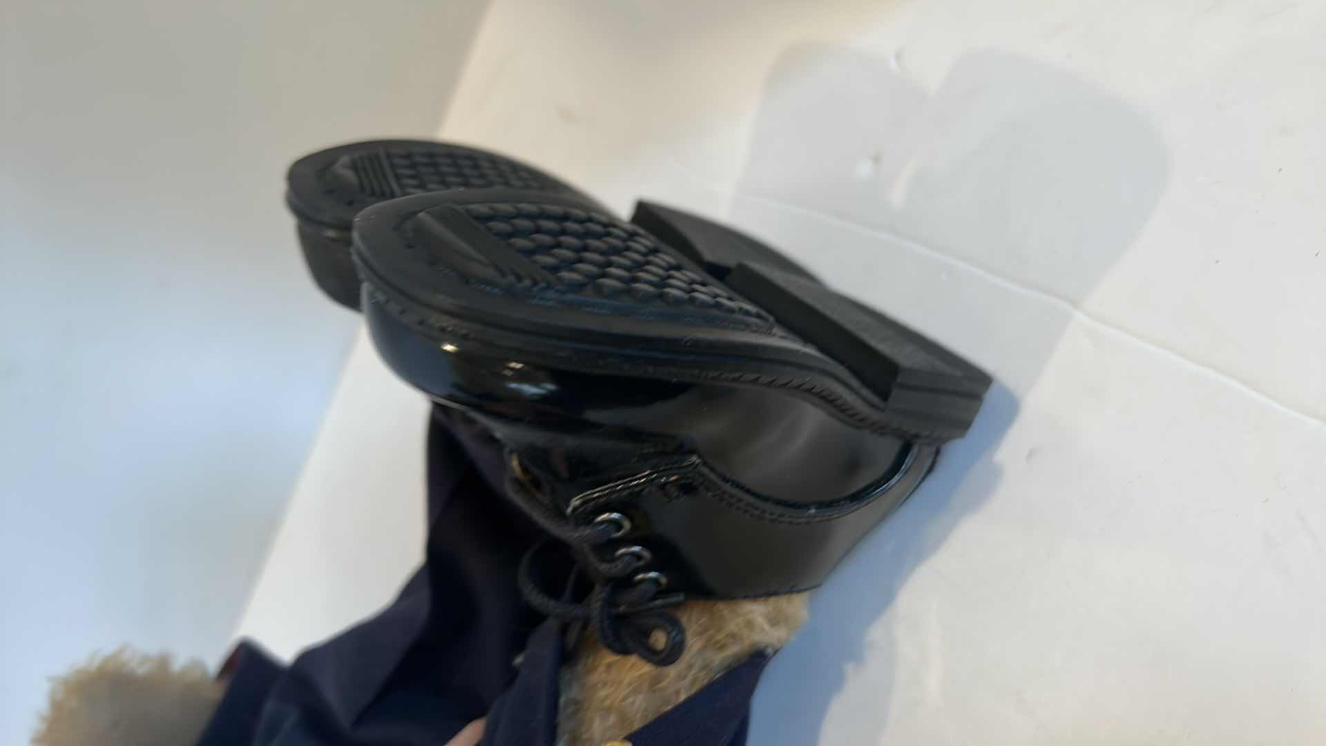 Photo 1 of BEAR THREADS LAURA SANCHEZ, GEORGE WASHINGTON BEAR H19”