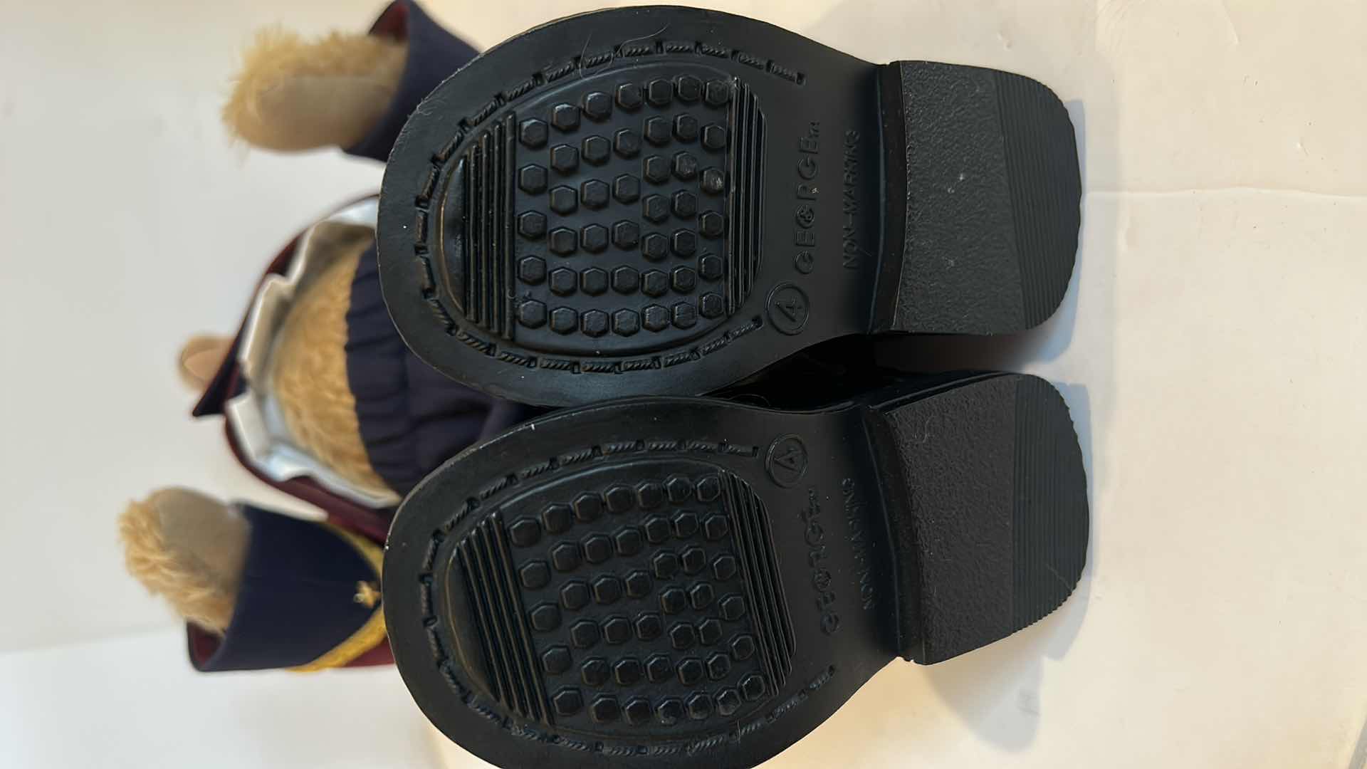 Photo 1 of BEAR THREADS LAURA SANCHEZ, GEORGE WASHINGTON BEAR H19”