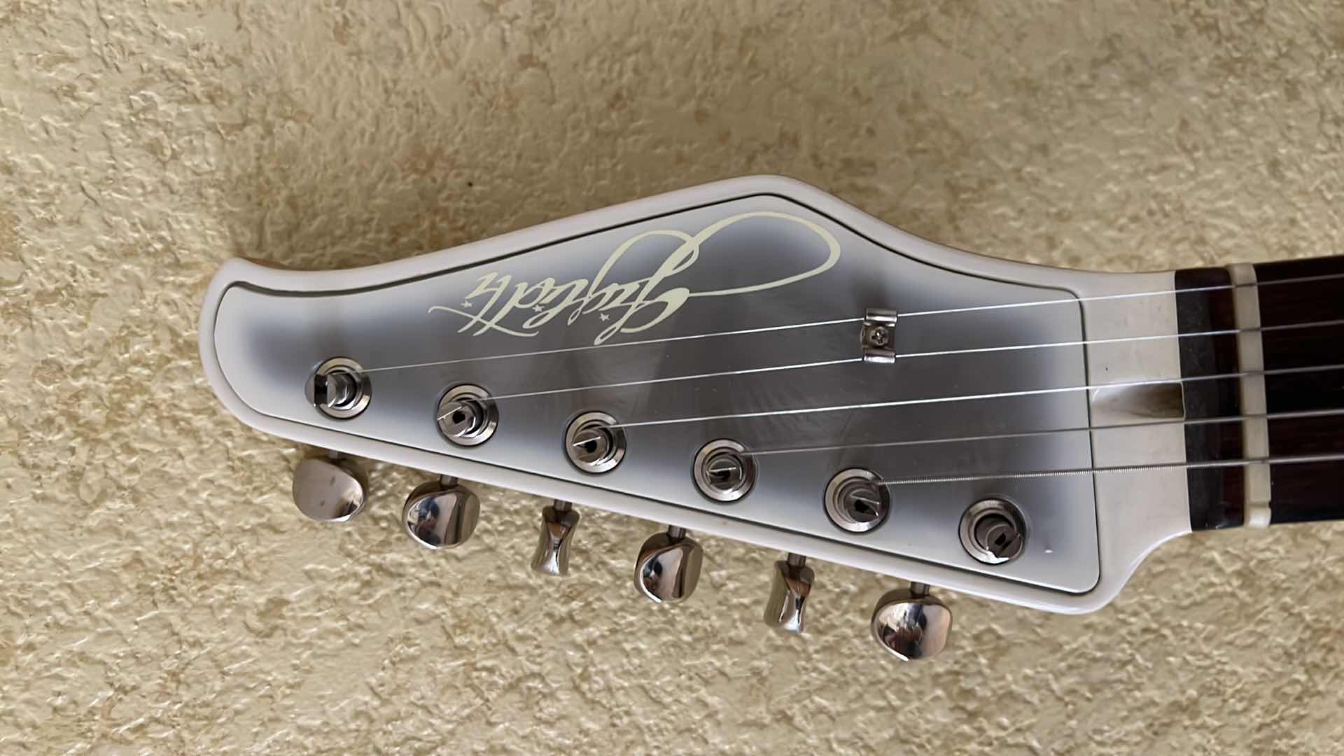 Photo 2 of GIGLIOTTI SIGNED WHITE ELECTRIC GUITAR