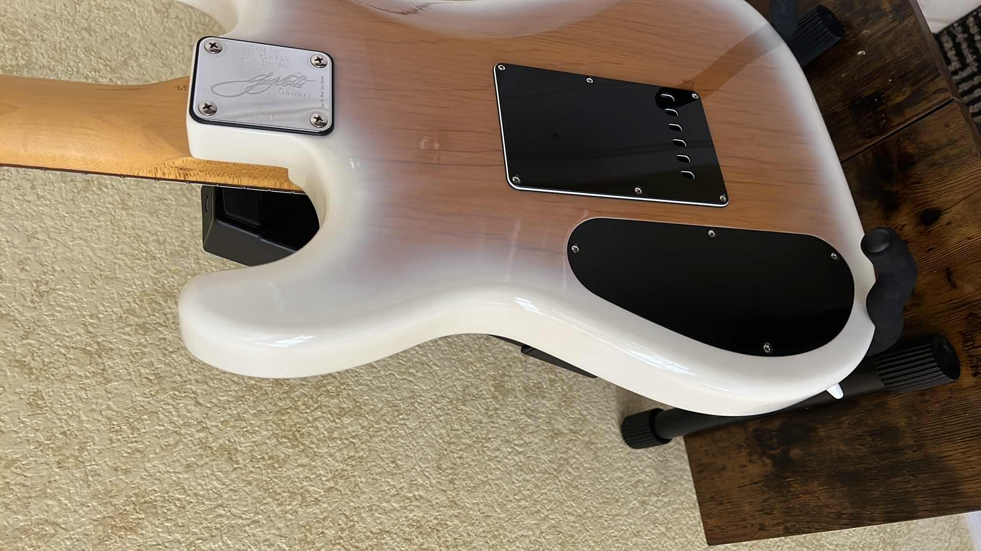 Photo 8 of GIGLIOTTI SIGNED ELECTRIC GUITAR W COA