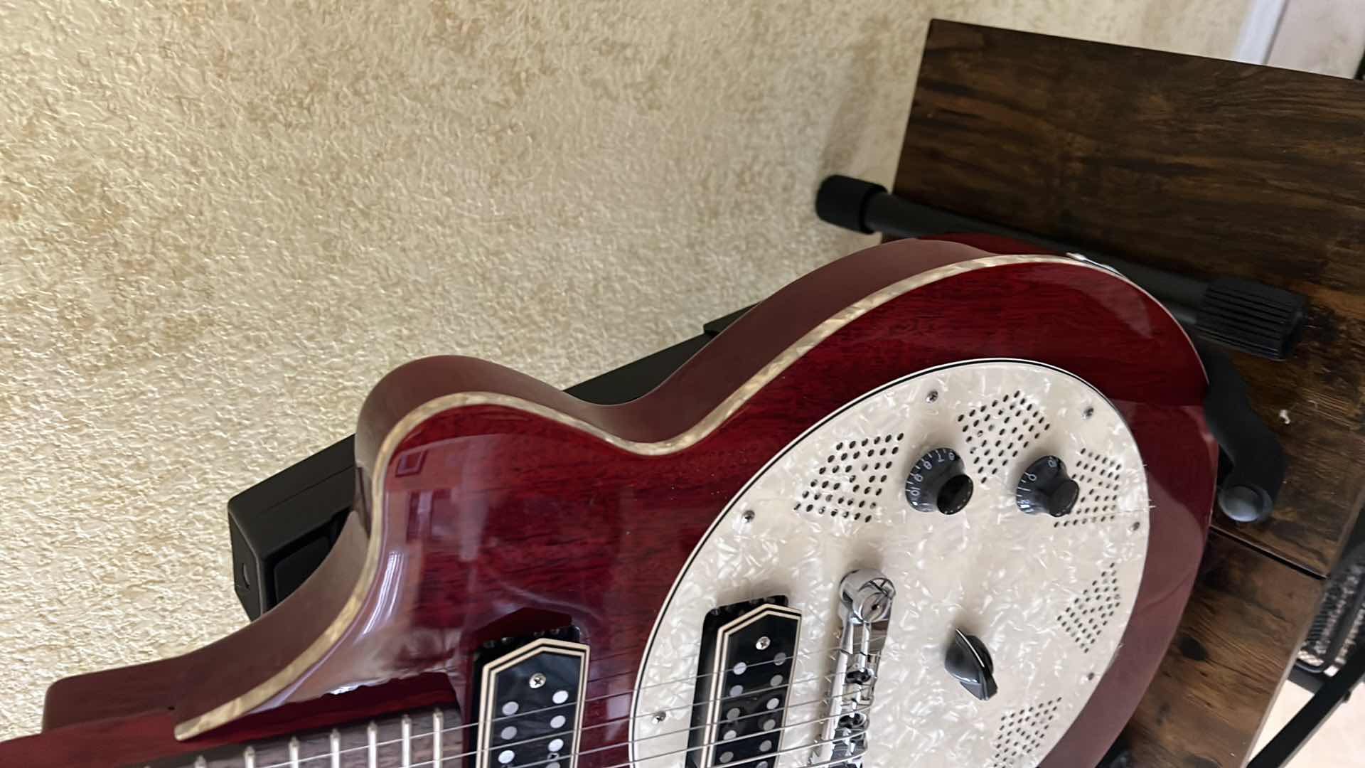 Photo 1 of CHANDLER MADE IN THE USA ELECTRIC GUITAR