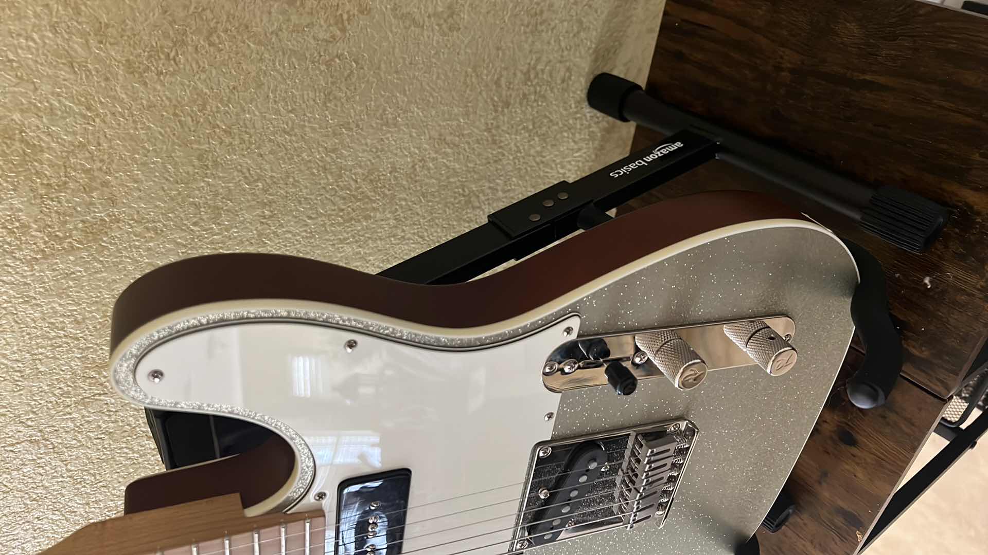 Photo 4 of REVEREND EASTSIDE SIGNED/NUMBERED ELECTRIC GUITAR