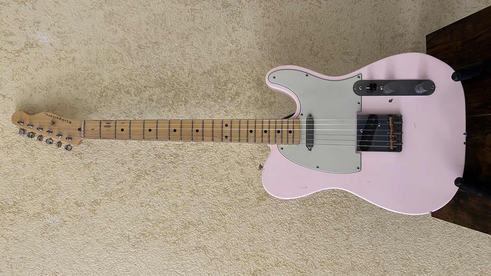 Photo 1 of NASHGUITARS PINK ELECTRIC GUITAR