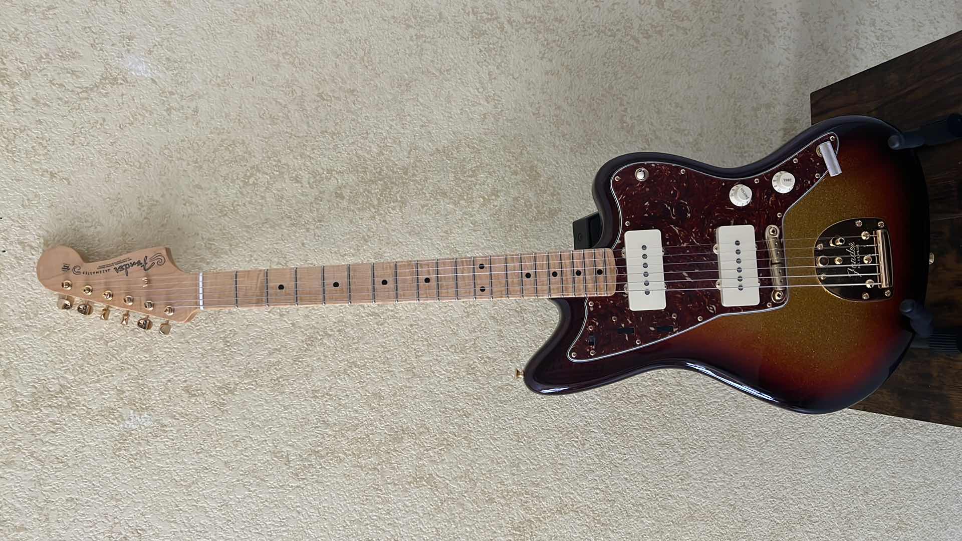 Photo 1 of FENDER CUSTOM SHOP JAZZMASTER ELECTRIC GUITAR