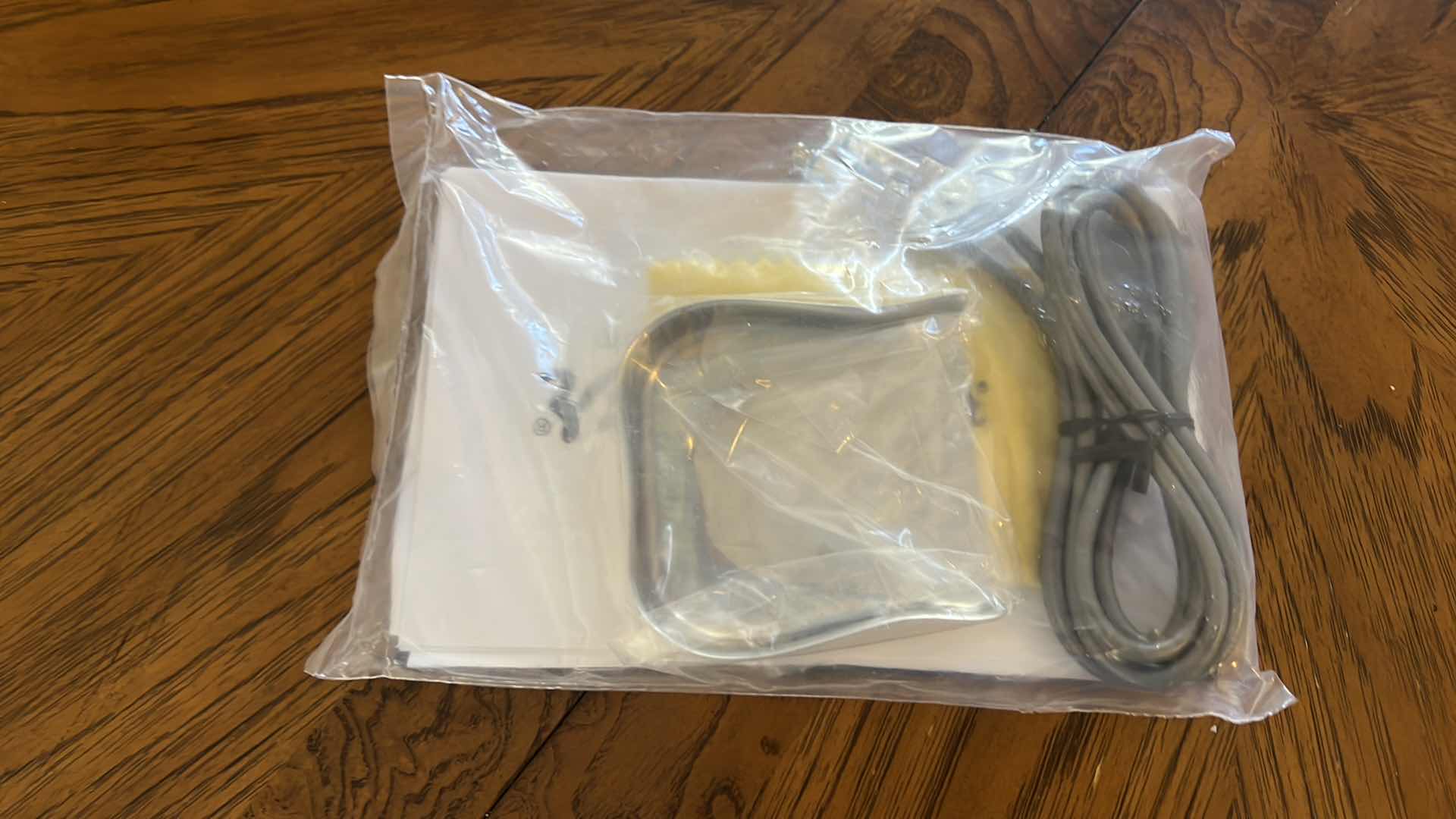 Photo 10 of FENDER AMERICAN VINTAGE ‘72 TELECASTER CUSTOM MAPLE FINGERBOARD BLACK GUITAR