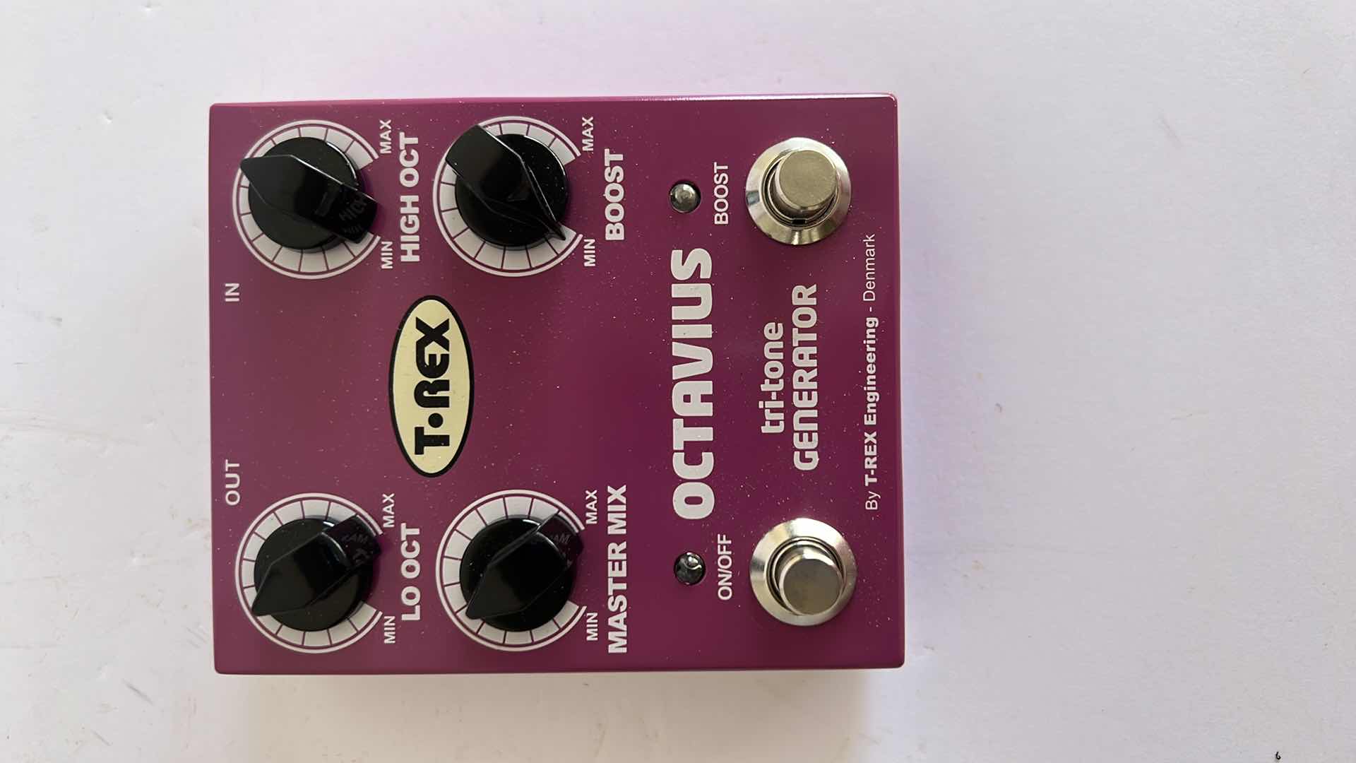 Photo 1 of OCTAVIUS TRI-TONE GENERATOR (4”x4 1/2” H 1 1/2”)