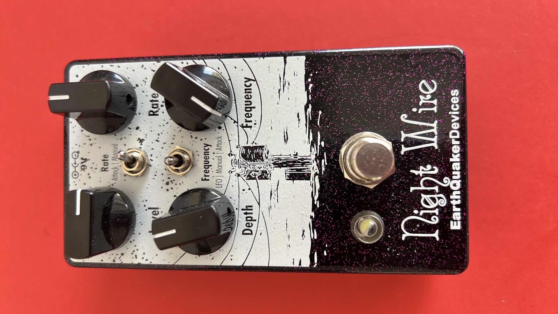 Photo 1 of NIGHT WIRE EARTHQUAKE DEVICE GUITAR SYSTEM