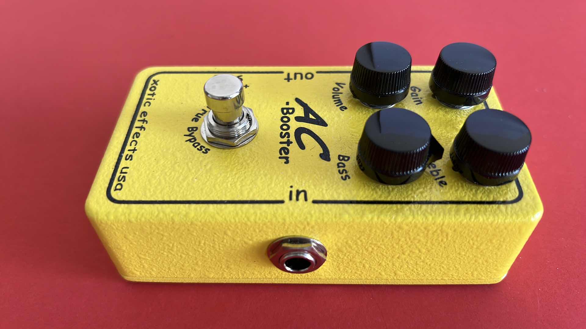 Photo 2 of XOTIC EFFECTS USA  AC BOOSTER STRAIN SYSTEM OVERDRIVE DISTORTION GUITAR PEDAL