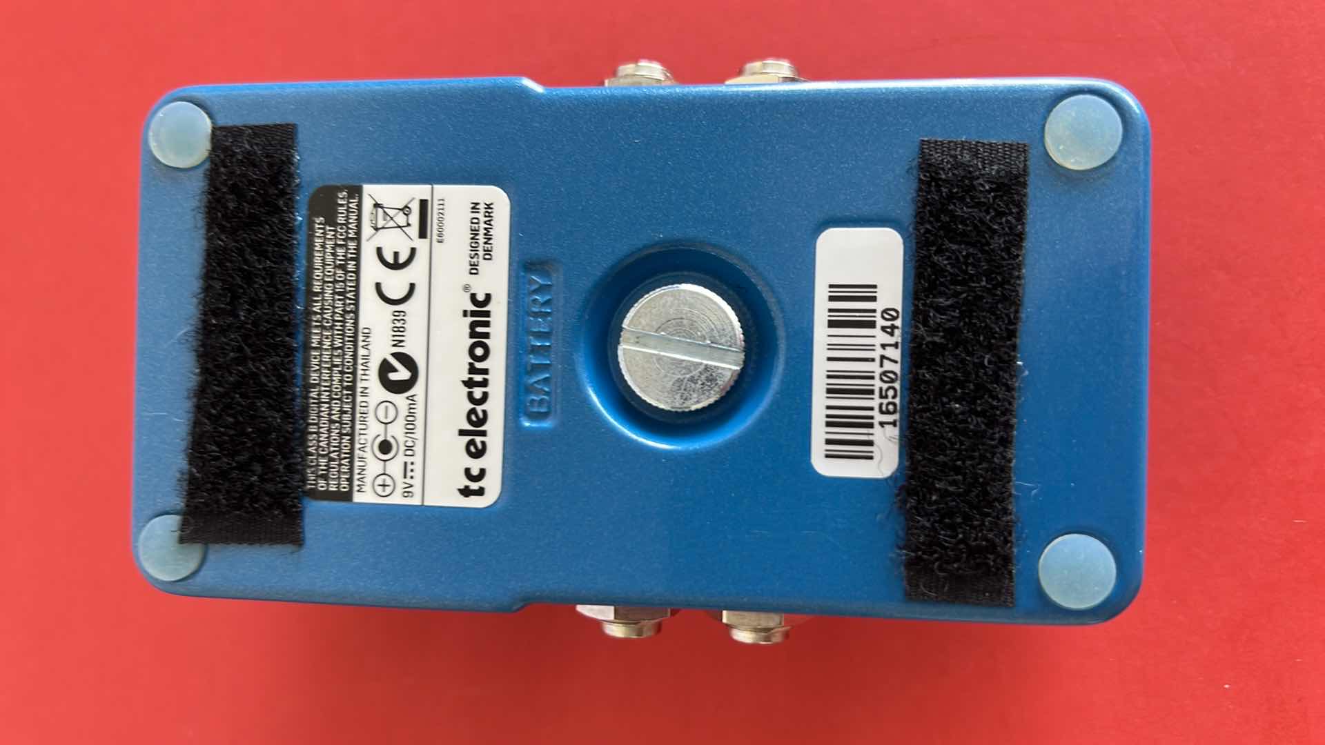 Photo 2 of  TC ELECTRONIC FLASHBACK X4 DELAY AND LOOPER EFFECT PEDAL
