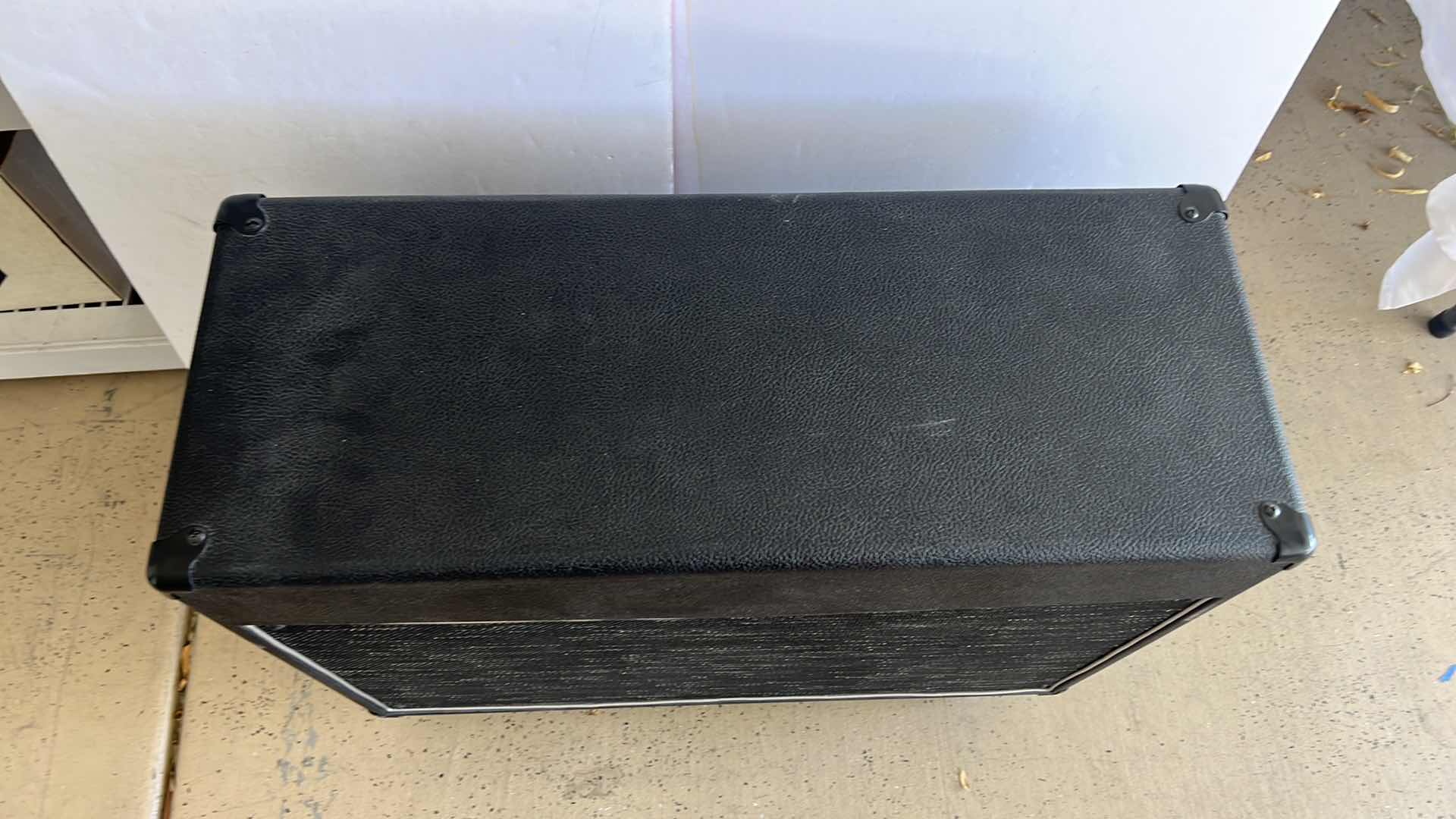 Photo 1 of PORTABLE SPEAKER AMP CABINET 