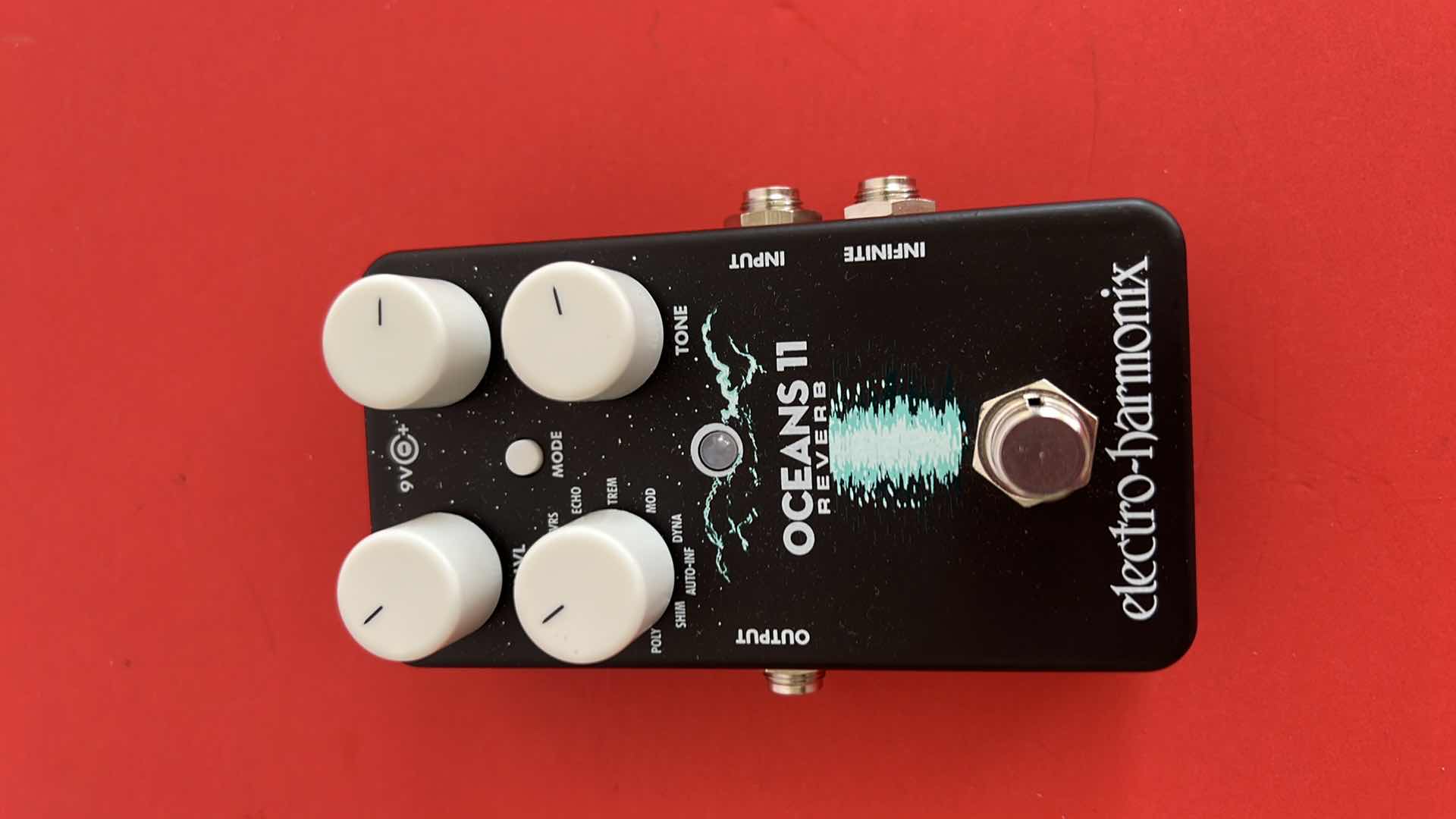 Photo 1 of ELECTRO HARMONIX OCEANS 11 REVERB PEDAL