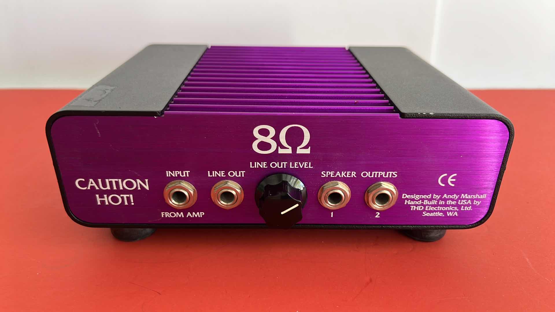 Photo 1 of THD 8 OHM HOT PLATE POWER ATTENUATOR GUITAR EFFECTS PEDAL 