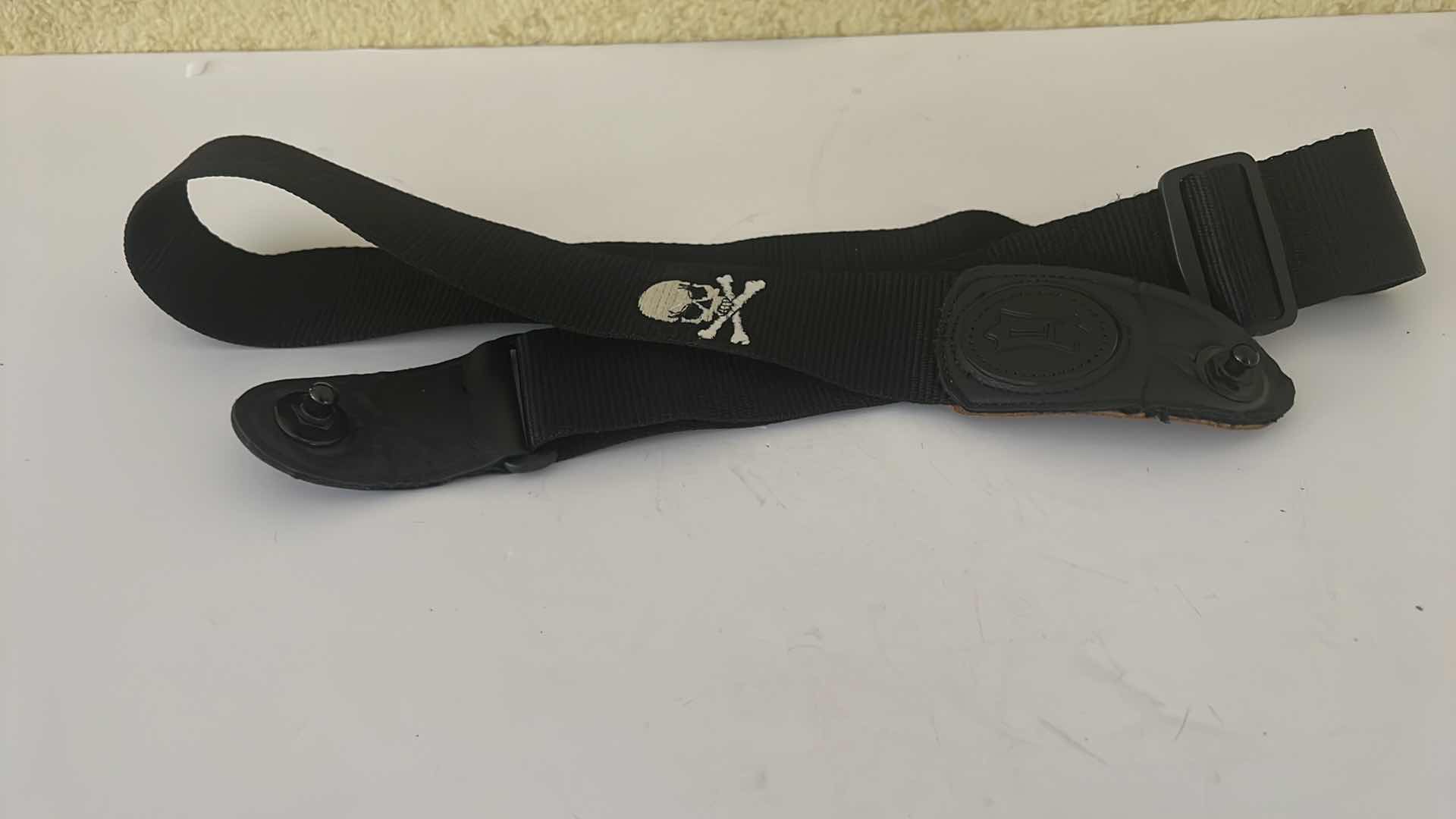 Photo 1 of LEVYS BLACK NYLON W SKULL CROSS GUITAR STRAP