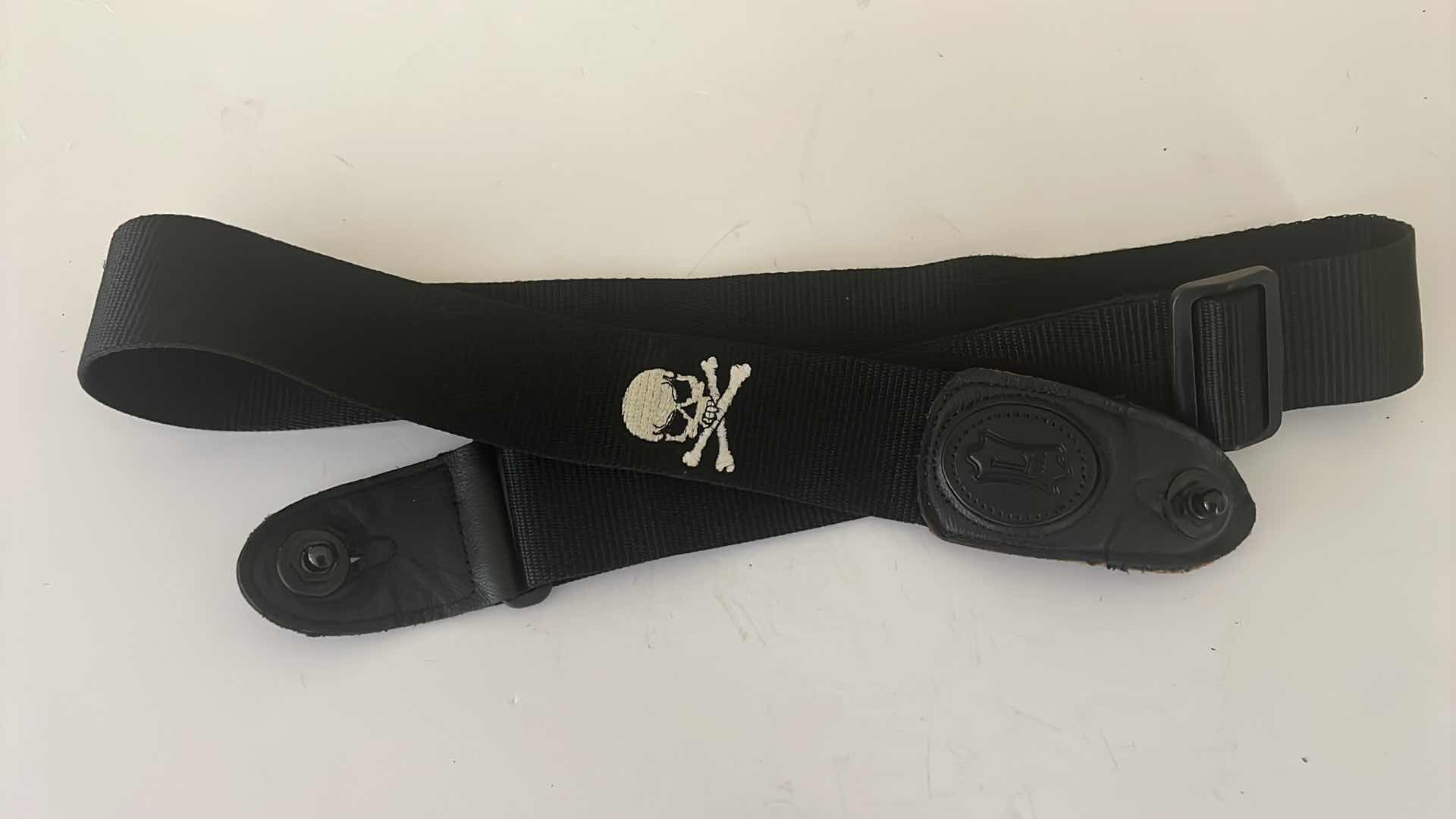 Photo 1 of LEVYS BLACK NYLON W SKULL CROSS GUITAR STRAP