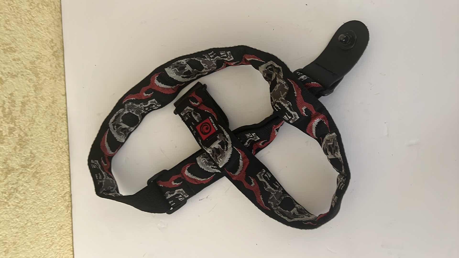 Photo 1 of PLANT WAVES GUITAR STRAP