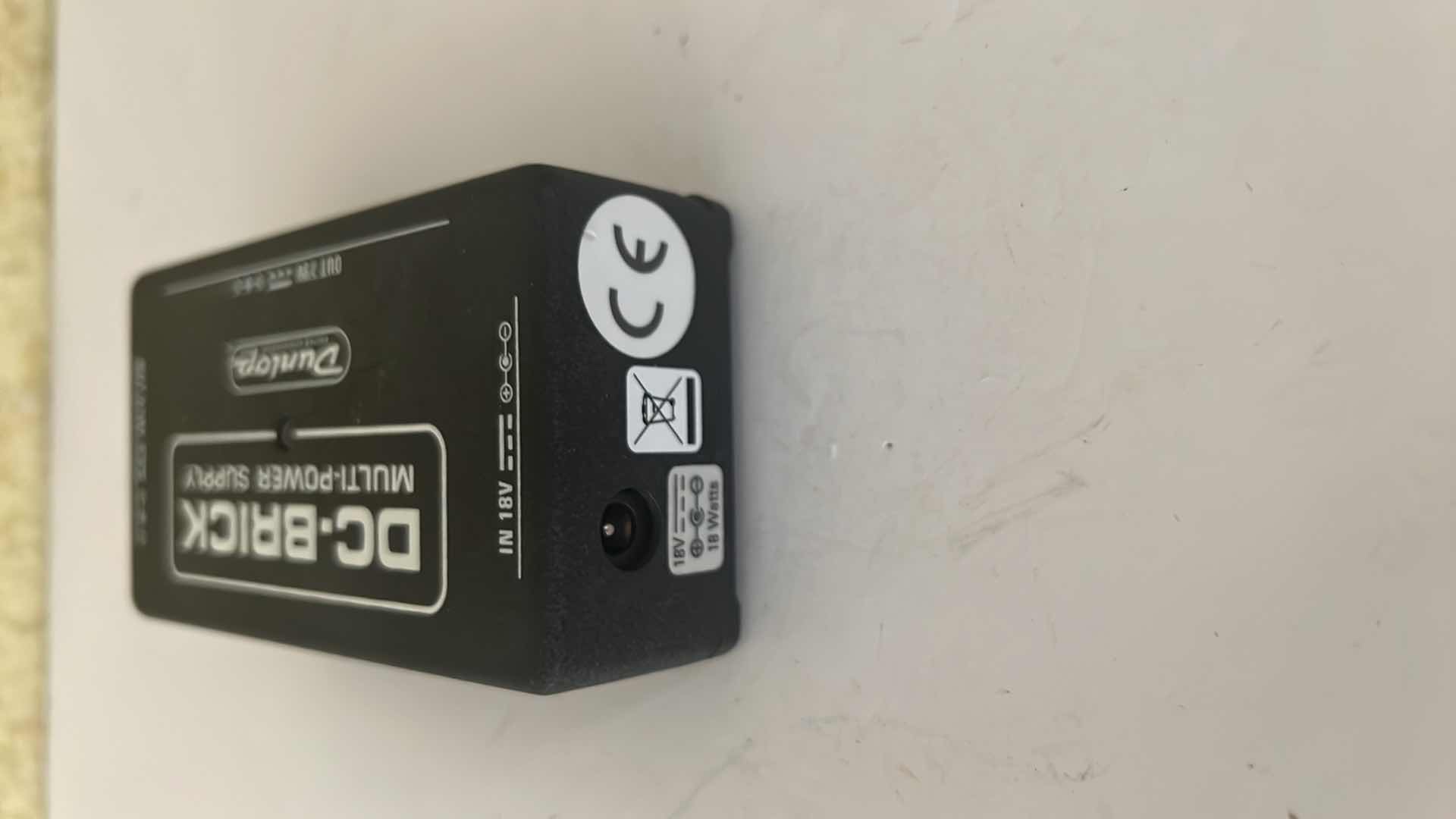 Photo 1 of DC-BRICK MULTI-POWER SUPPY W 2 CONNECTOR CORDS