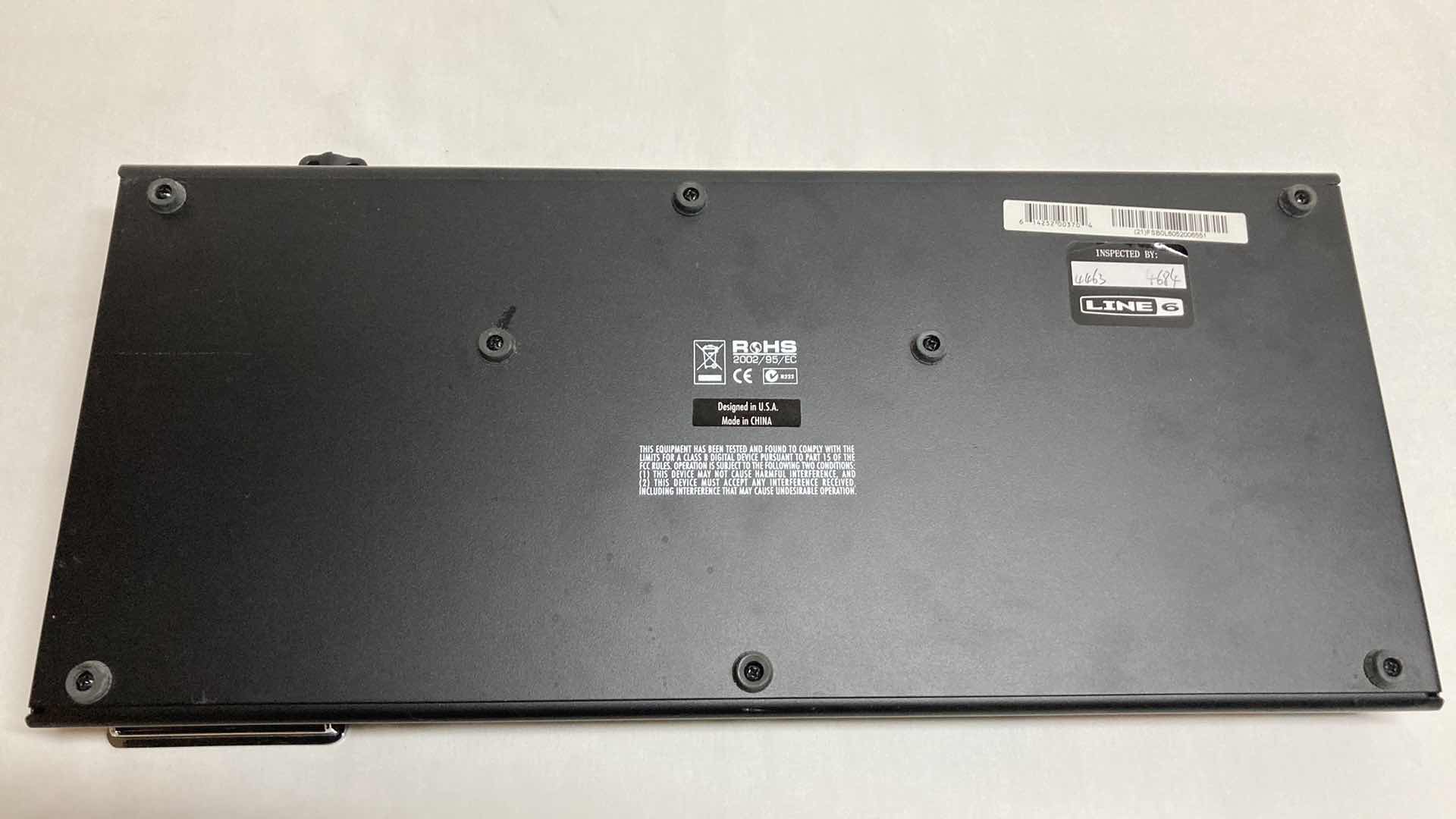 Photo 1 of LINE 6 FBV SHORTBOARD FOOT PEDAL CONTROLLER MODEL MKII