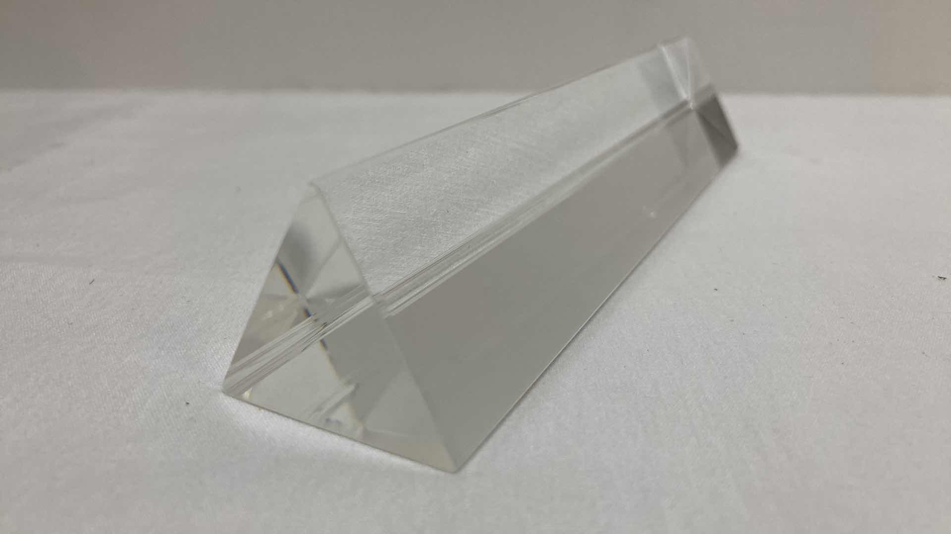 Photo 1 of AMLONG CRYSTAL OPTICAL GLASS TRIANGULAR PRISM W CASE 6” X 1.25” H1.25”