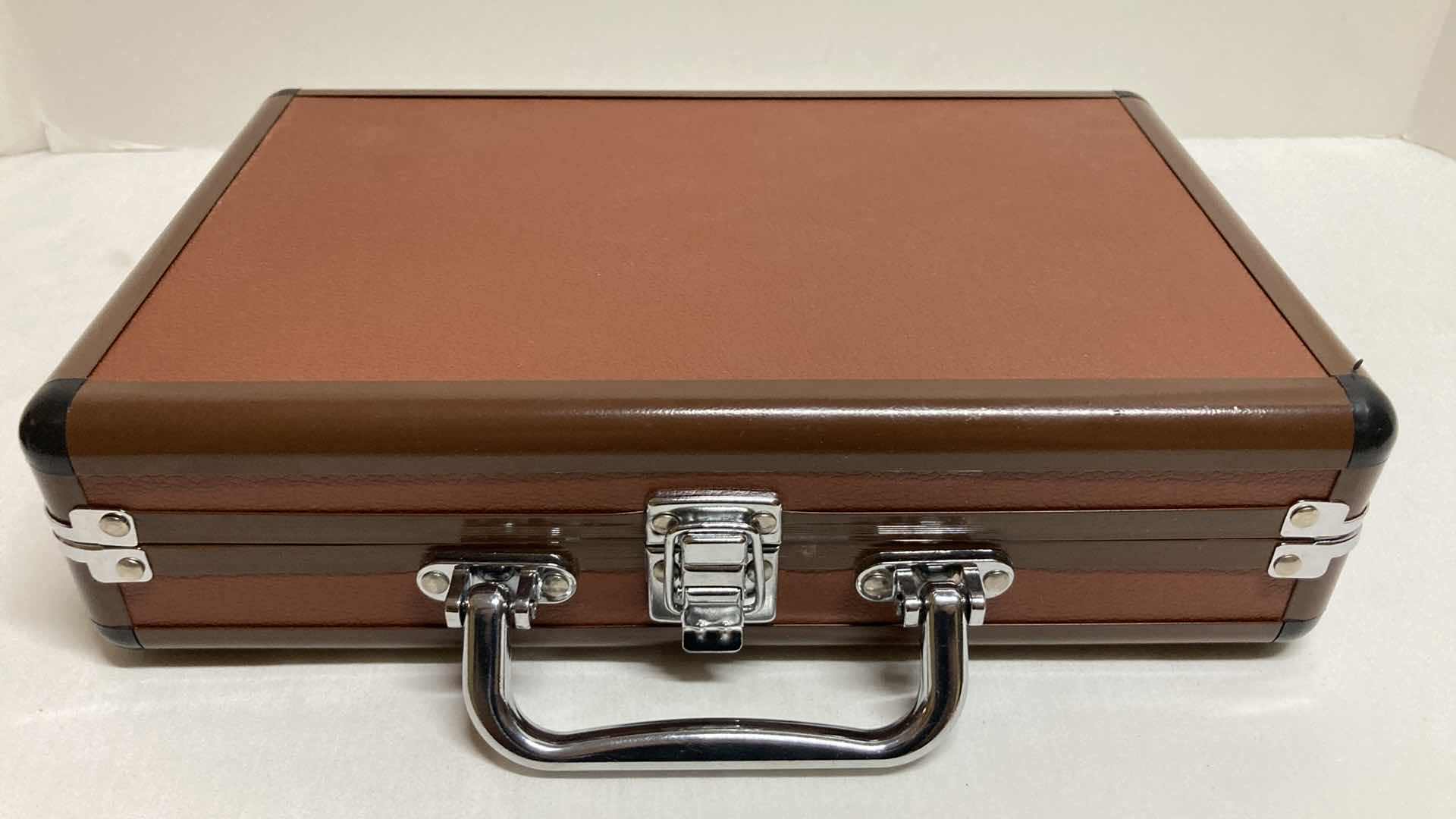 View 4 of NEW ARMSCOR .223 REM 55GR FMJ BRASS CASE AMMO (100RDS) W CASE 12” X 9” H3”