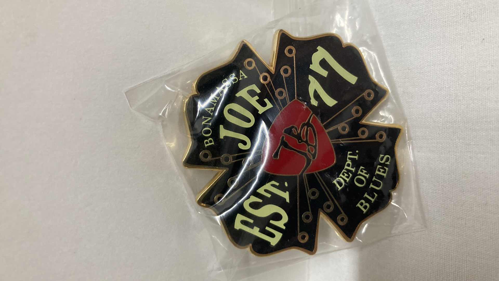 Photo 3 of NEW JOE BONAMASSA METAL PINS (5)