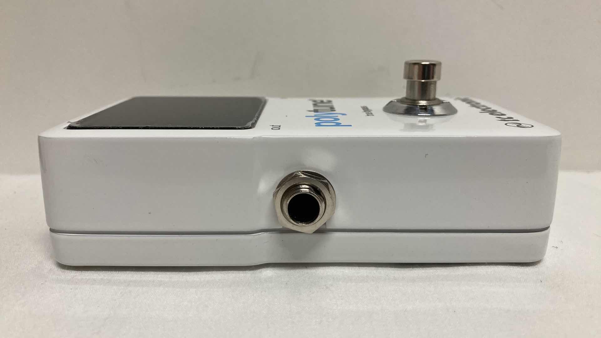 Photo 1 of TC ELECTRONIC POLY TUNE 2 CHROMATIC TUNER TRUE BYPASS