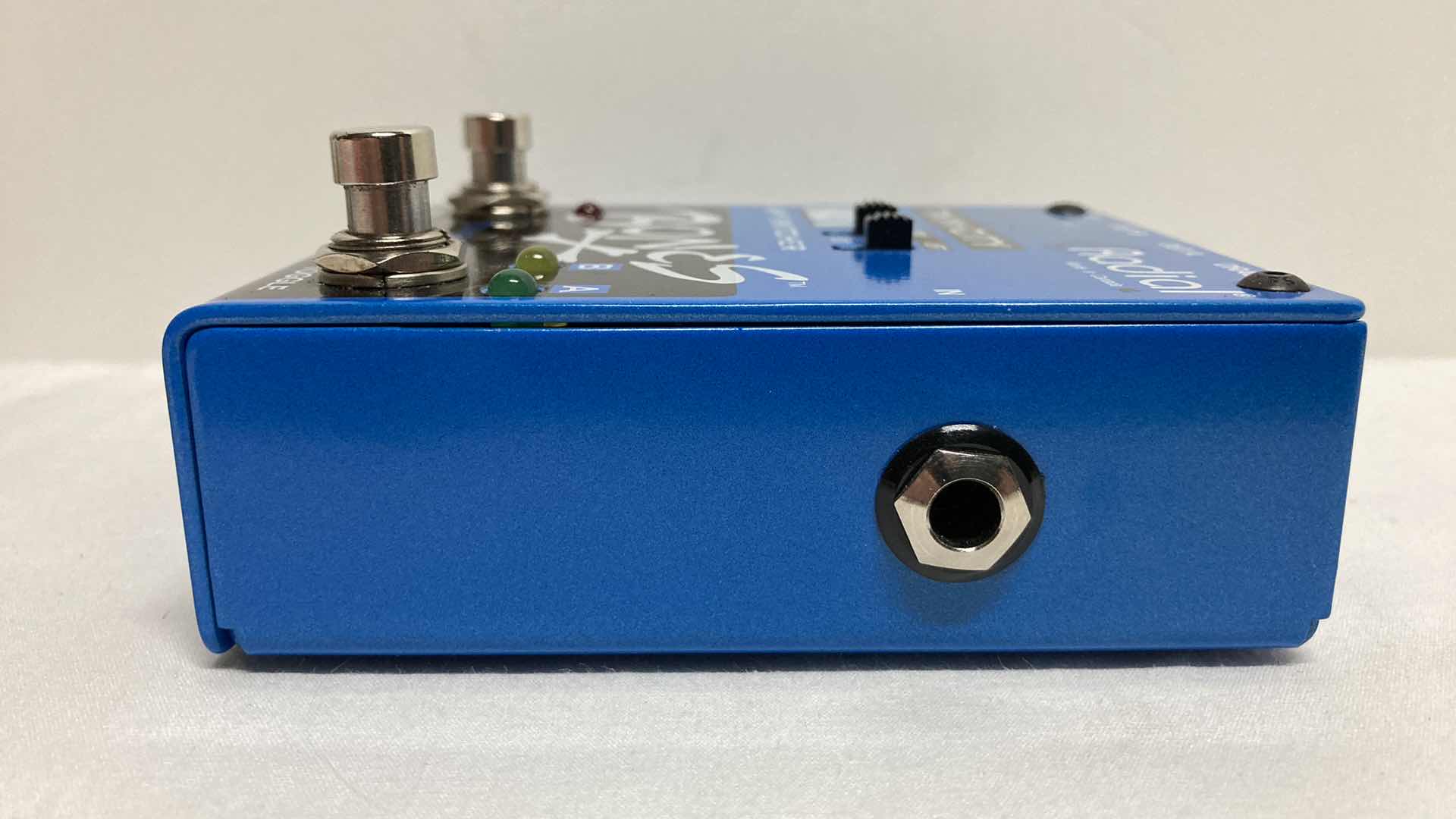 Photo 3 of RADIAL ENGINEERING TWIN CITY ABY BONES AMP SWITCHER