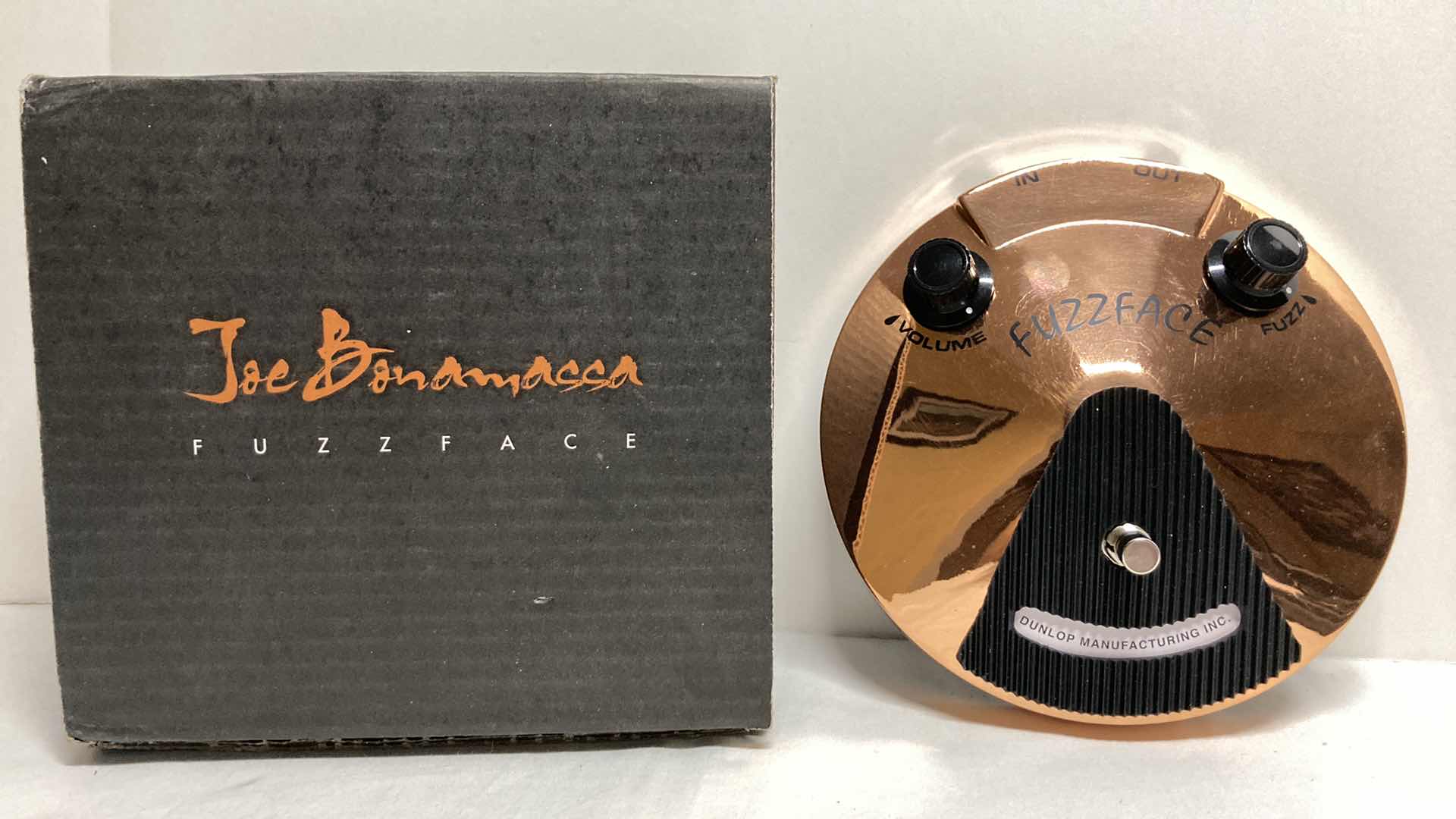 Photo 1 of DUNLOP MANUFACTURING JOE BONAMASSA FUZZFACE LIMITED RUN PEDAL MODEL JBF3 NO. 87/1000