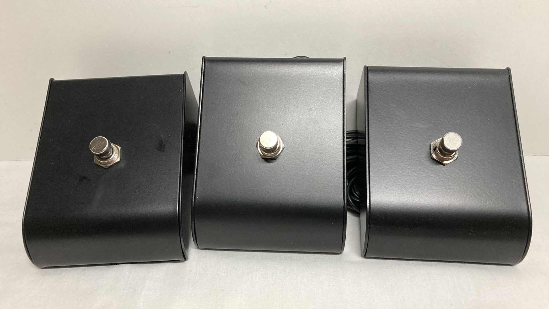 Photo 4 of ORANGE FOOT SWITCH & BLACK FOOT SWITCHES (3)