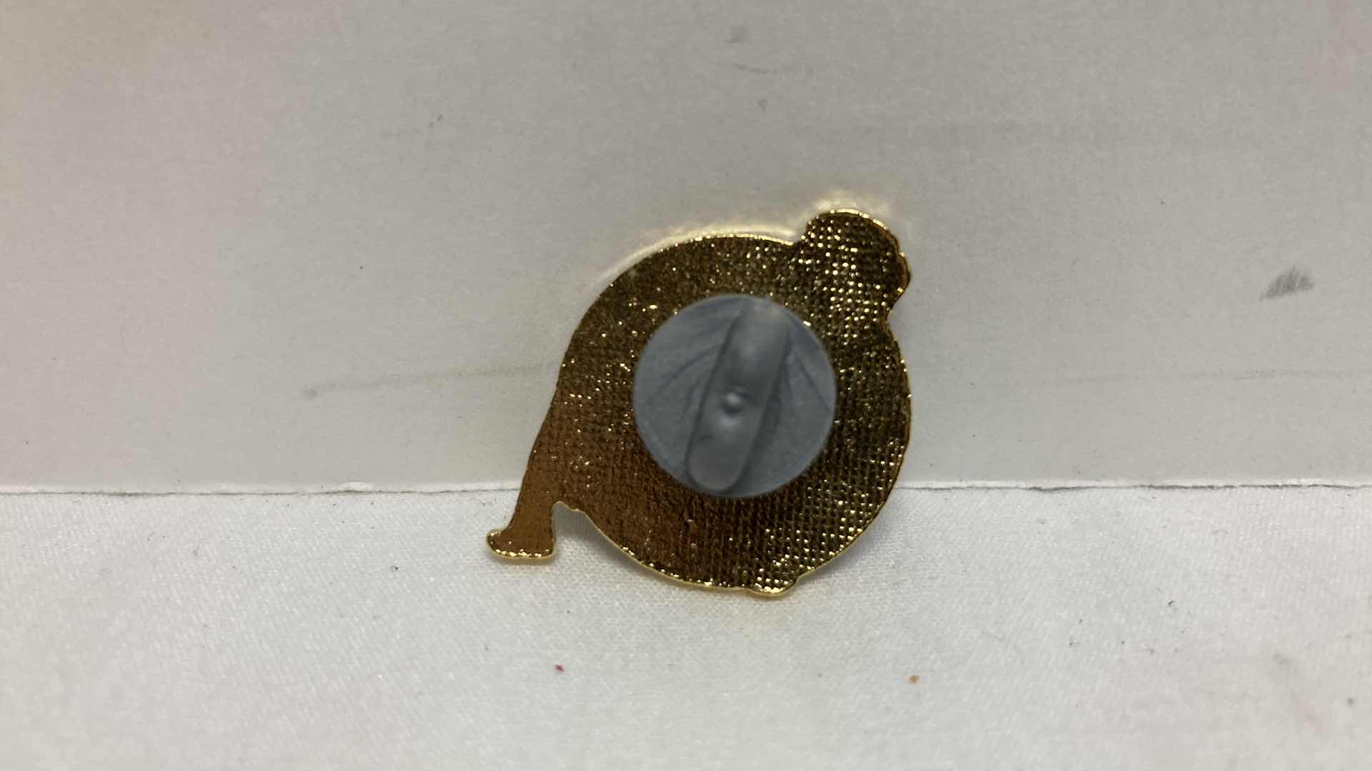 Photo 1 of VINTAGE LUCKY STRIKE GIRL PIN W CASE