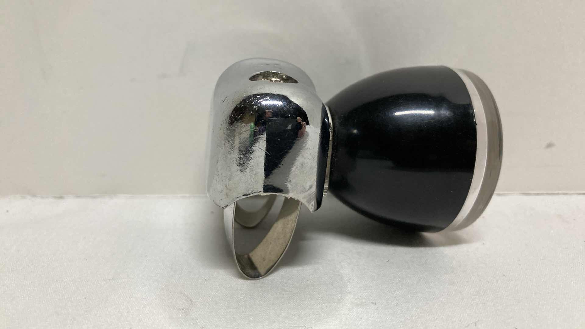 Photo 2 of VINTAGE LUCKY STRIKE STEERING WHEEL KNOB