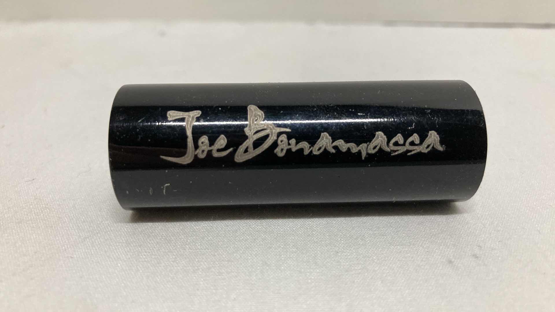 Photo 1 of JOE BONAMASSA GUITAR METAL SLIDE W GUITAR METAL SLIDES (5)