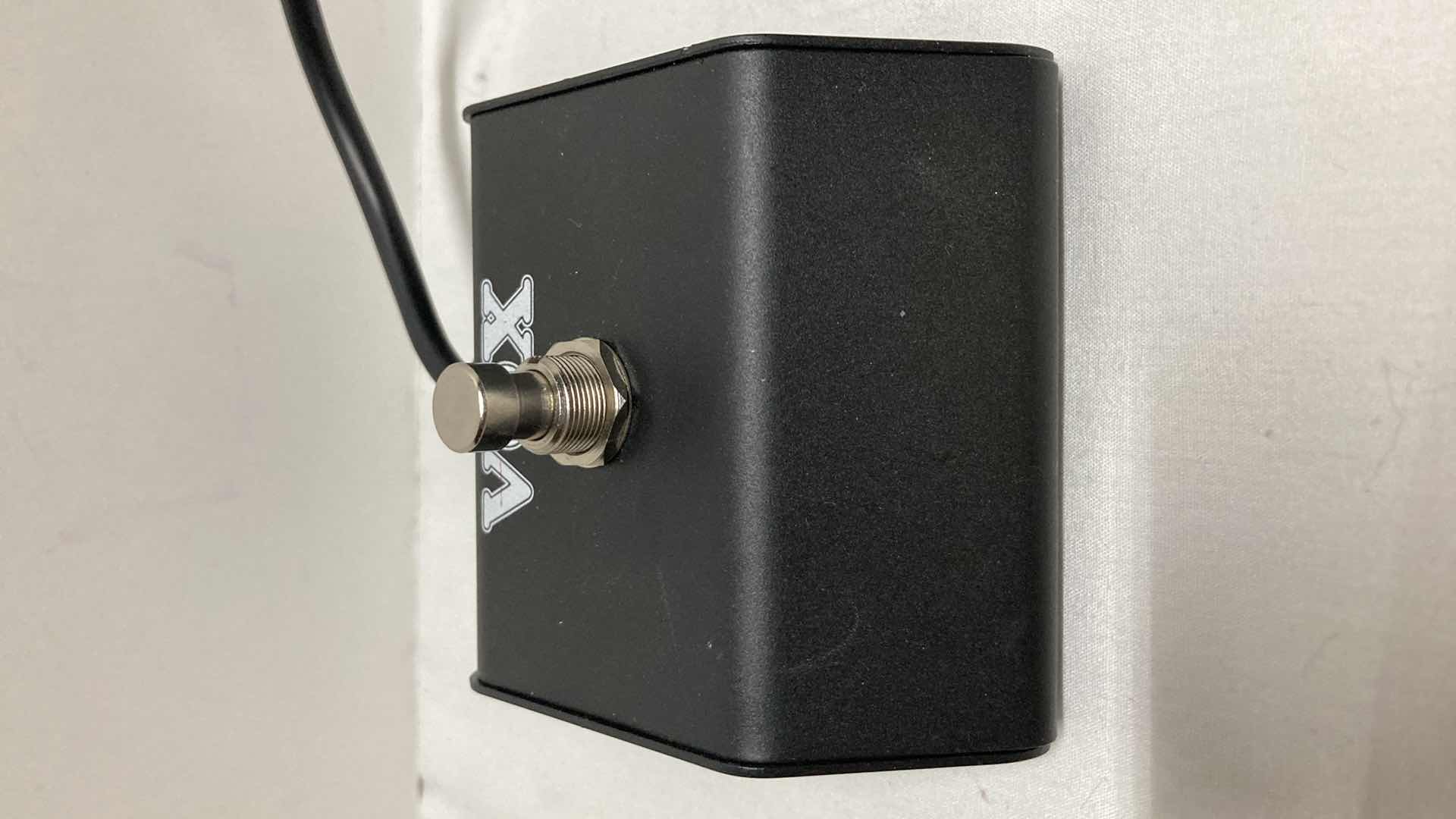 Photo 2 of VOX FOOT SWITCH