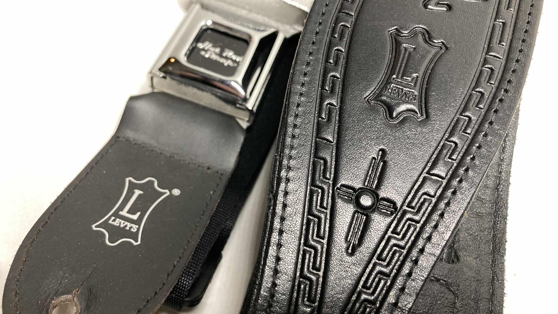 Photo 4 of LEVYS HOT ROD SEAT BELT GUITAR STRAP & LEVYS LEATHER KOKOPELLI GUITAR STRAP