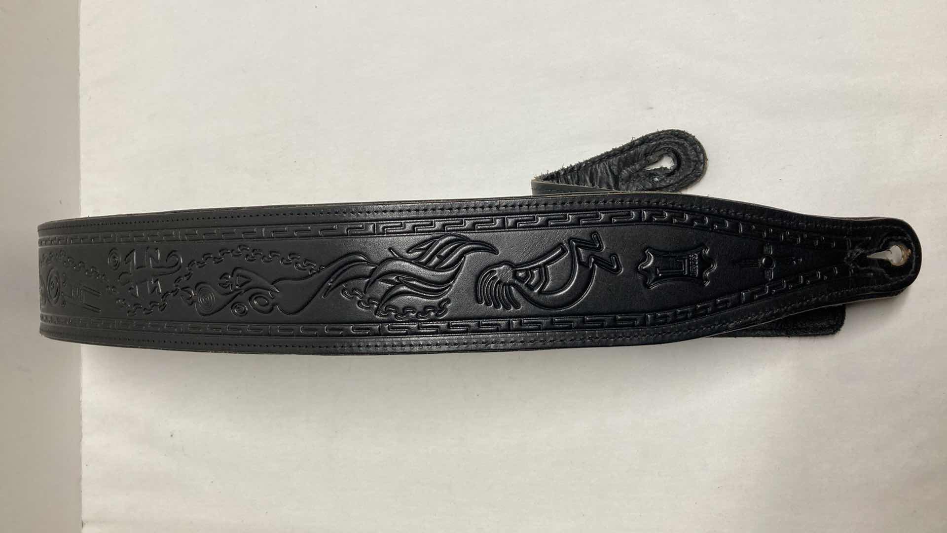 Photo 1 of LEVYS HOT ROD SEAT BELT GUITAR STRAP & LEVYS LEATHER KOKOPELLI GUITAR STRAP