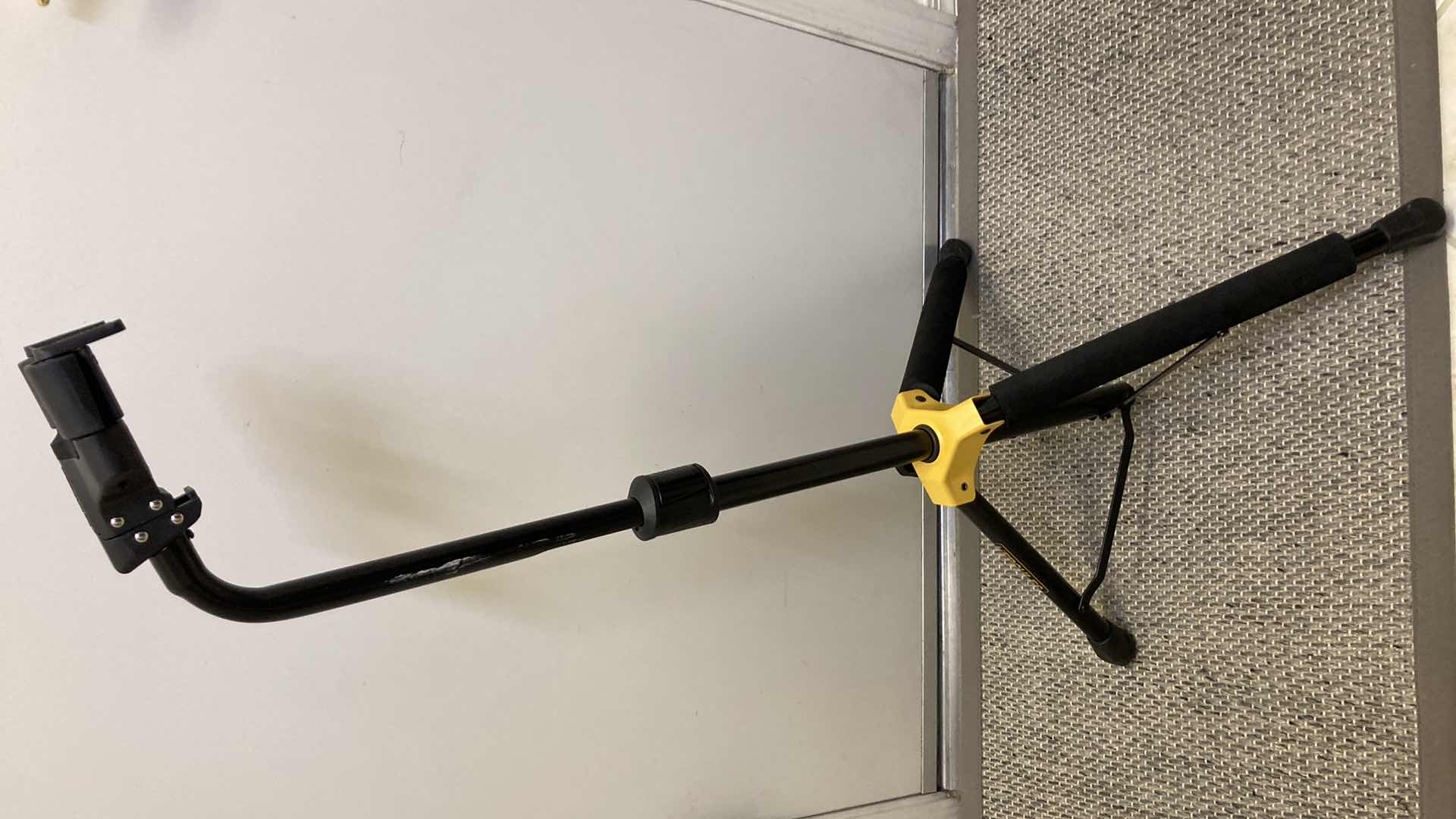 Photo 1 of HERCULES GUITAR ADJUSTABLE HEIGHT STAND