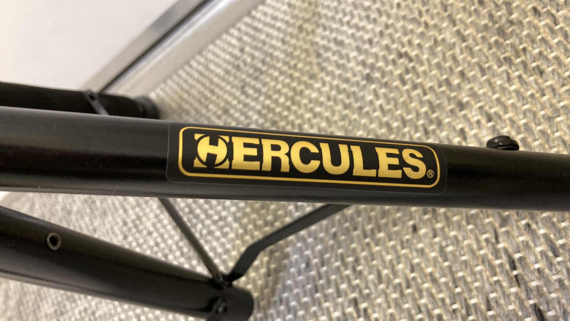 Photo 1 of HERCULES GUITAR ADJUSTABLE HEIGHT STAND